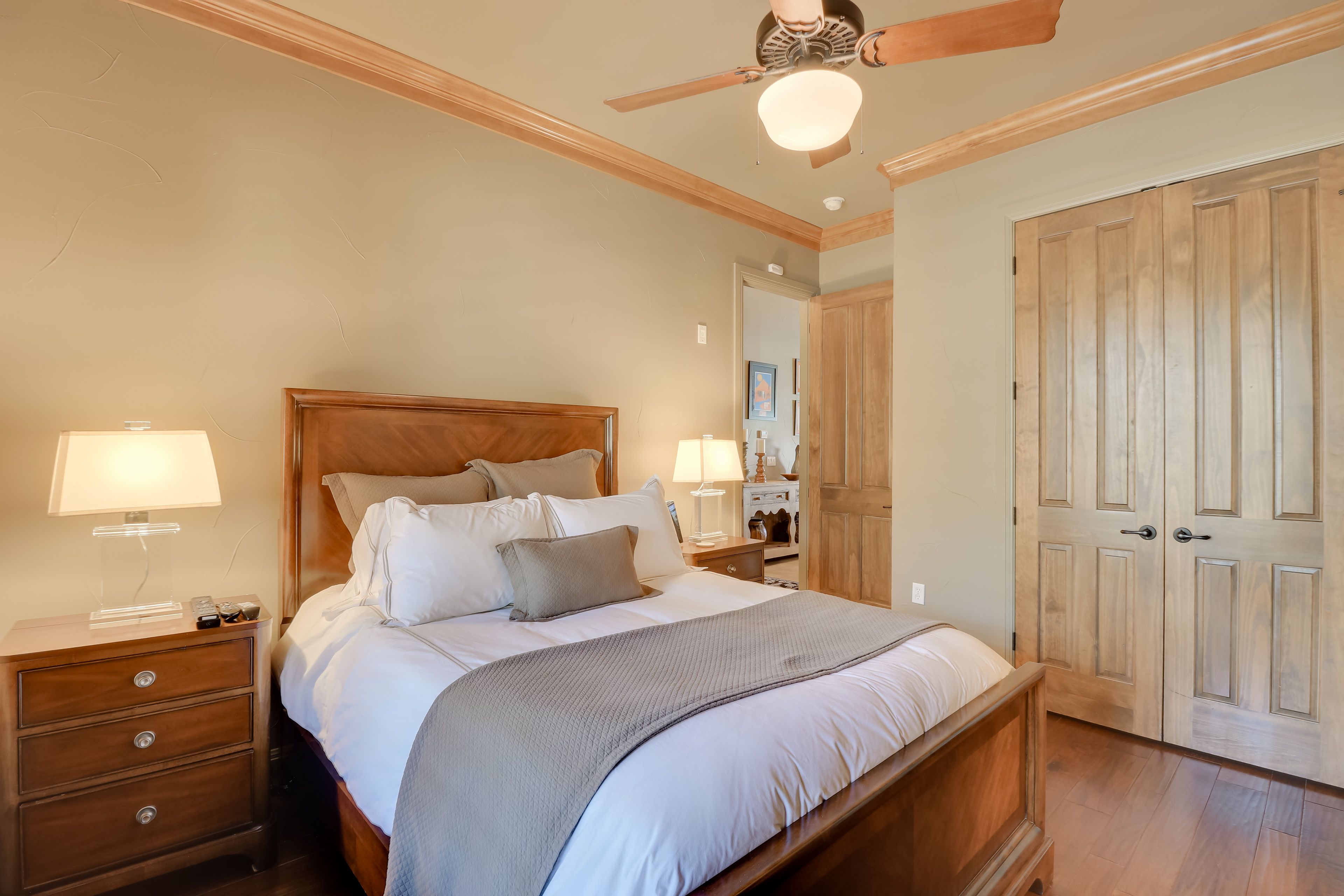 Bedroom 2 | Queen Bed | En-Suite Bathroom