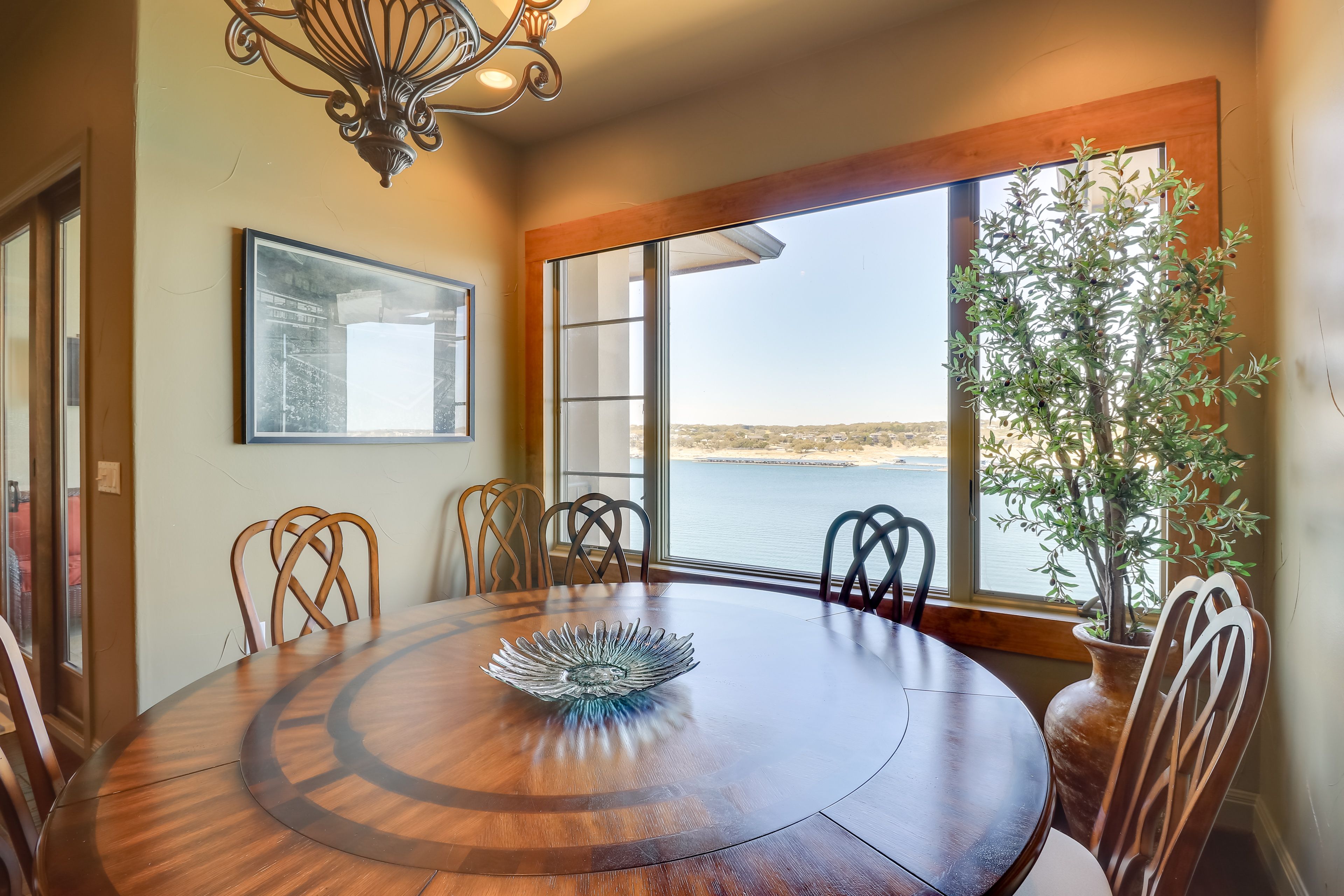 Dining Room | Central Heating & A/C