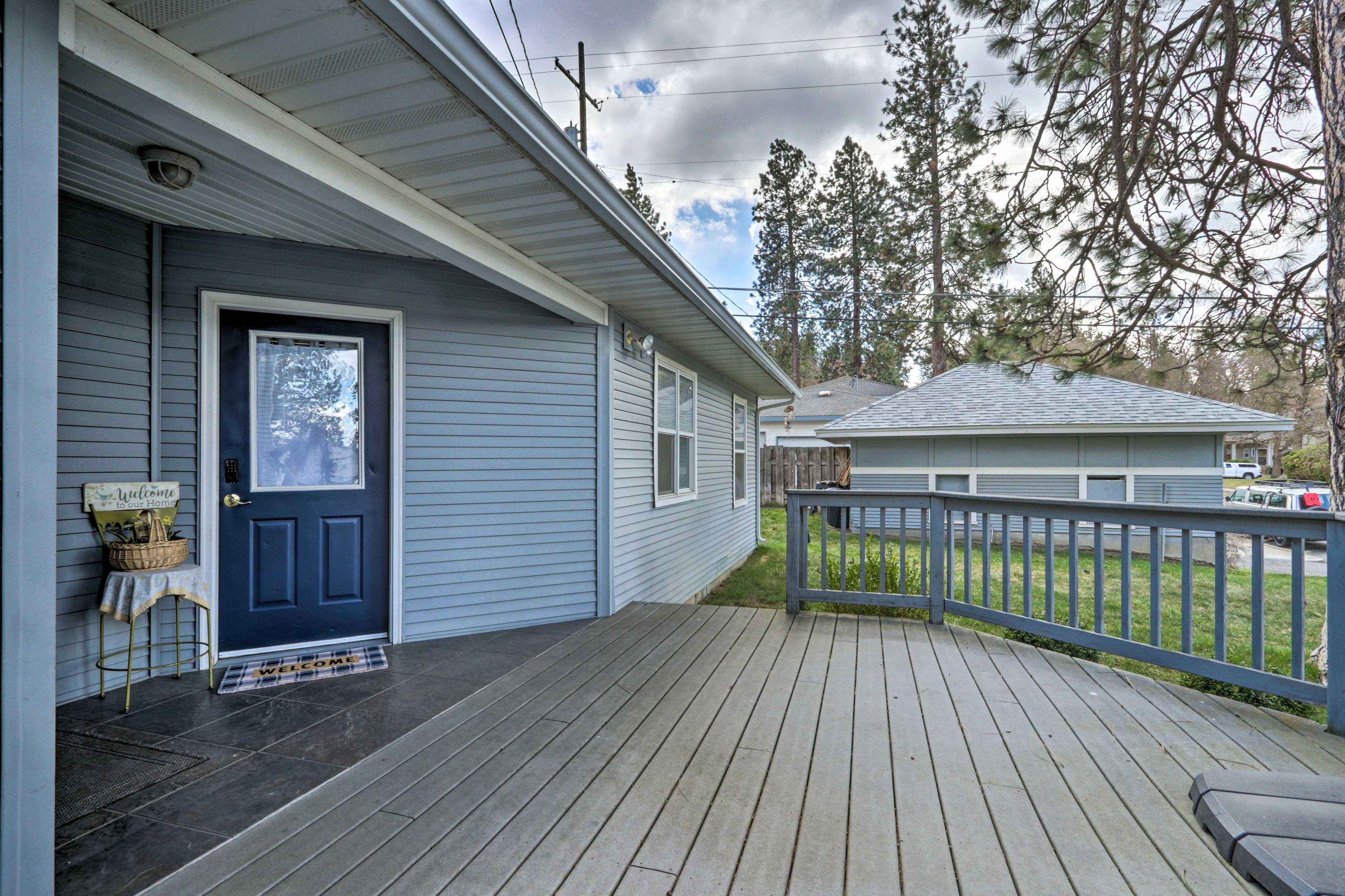 Unit Access | Keyless Entry | Deck Not Available for Guest Use