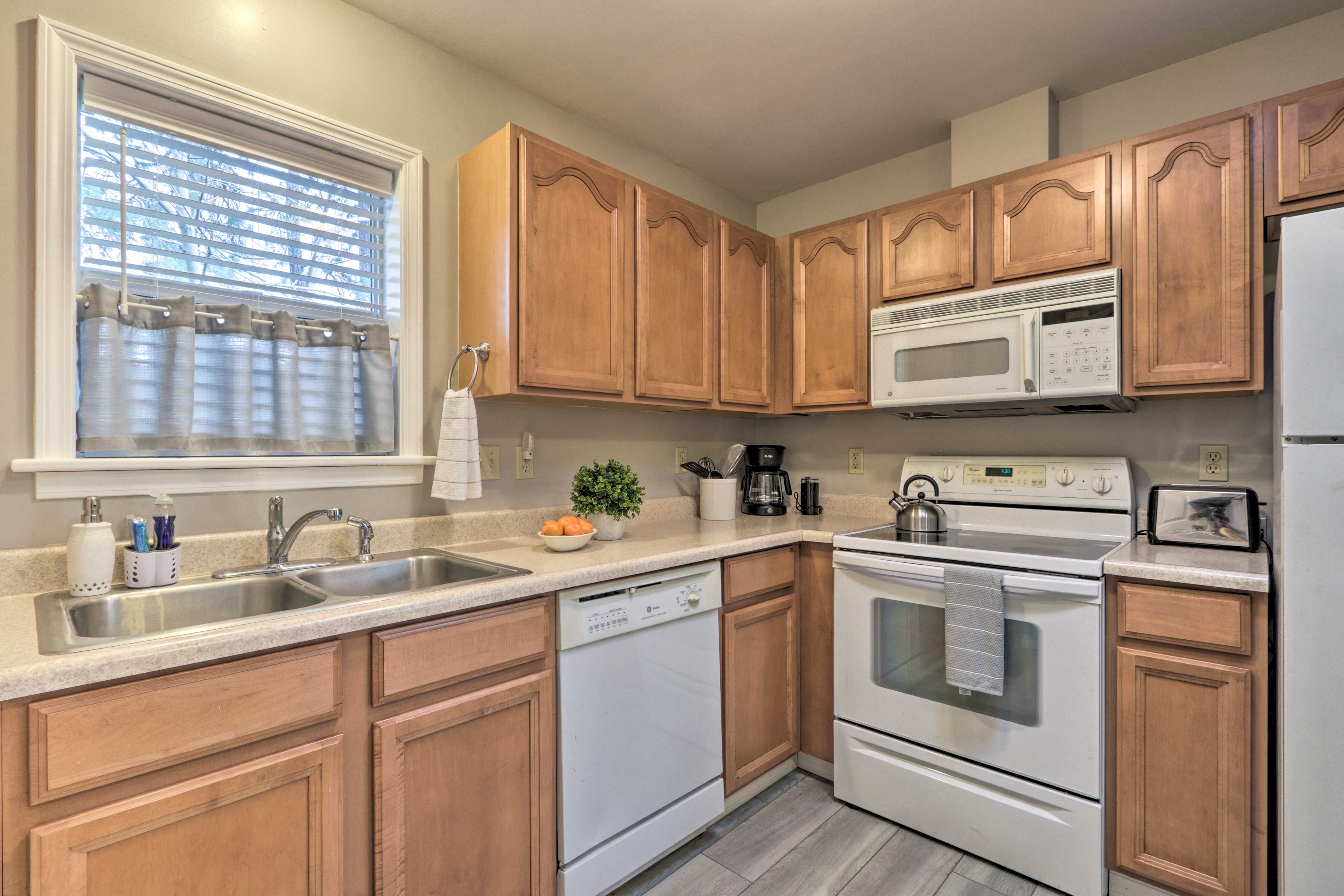 Kitchen | Fully Equipped