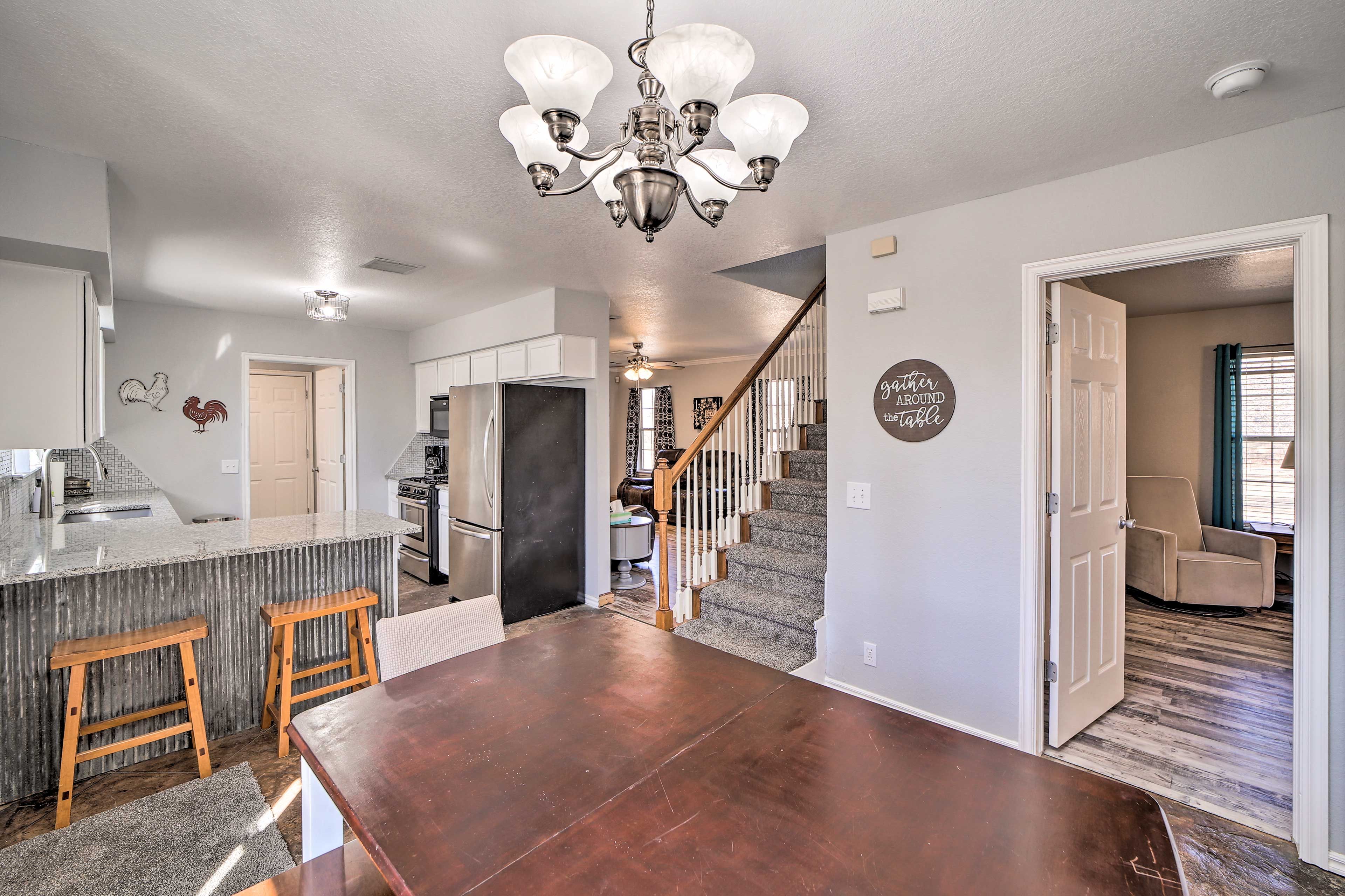 Dining Room & Kitchen