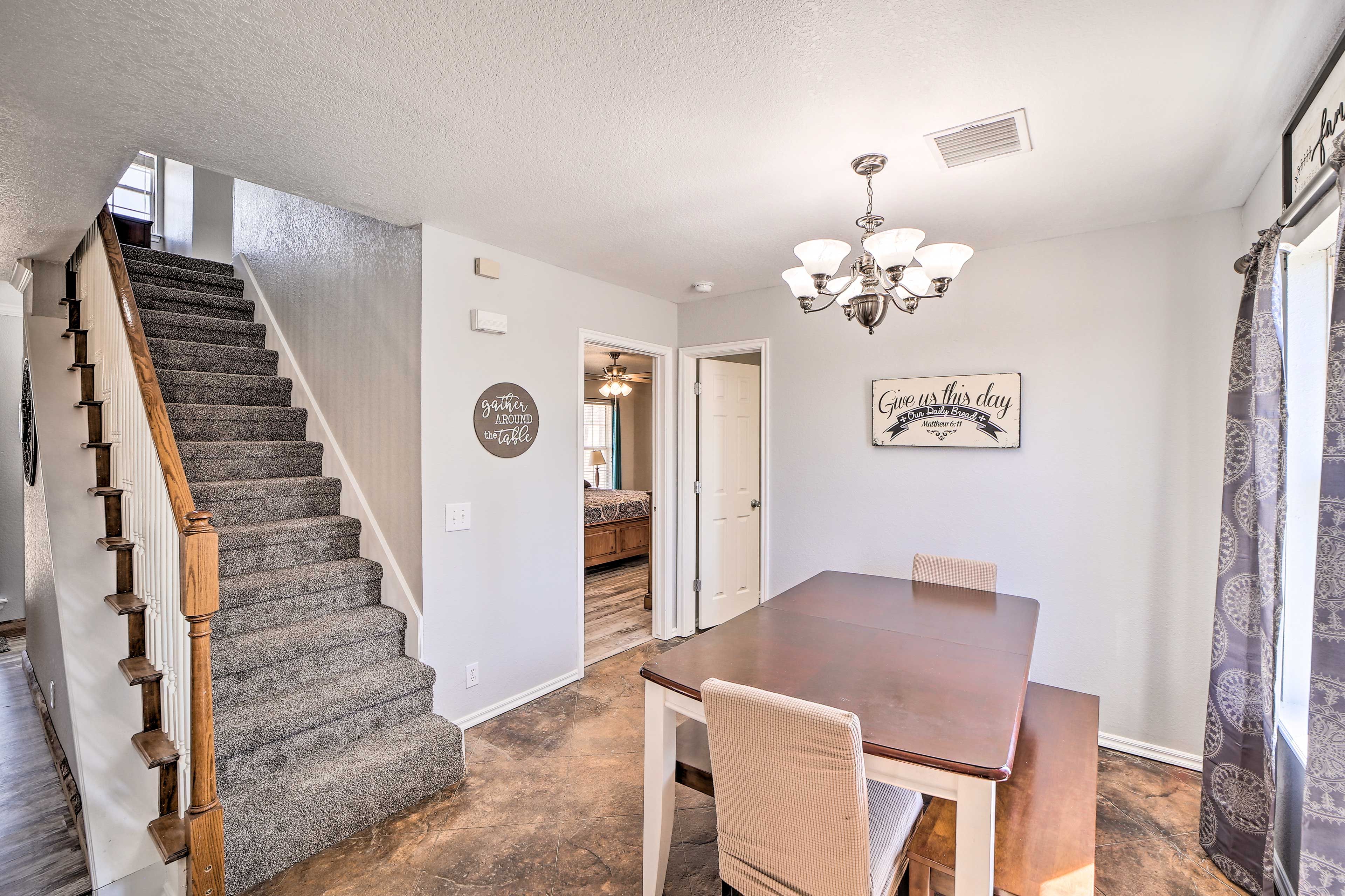 Dining Room | Dishware & Flatware