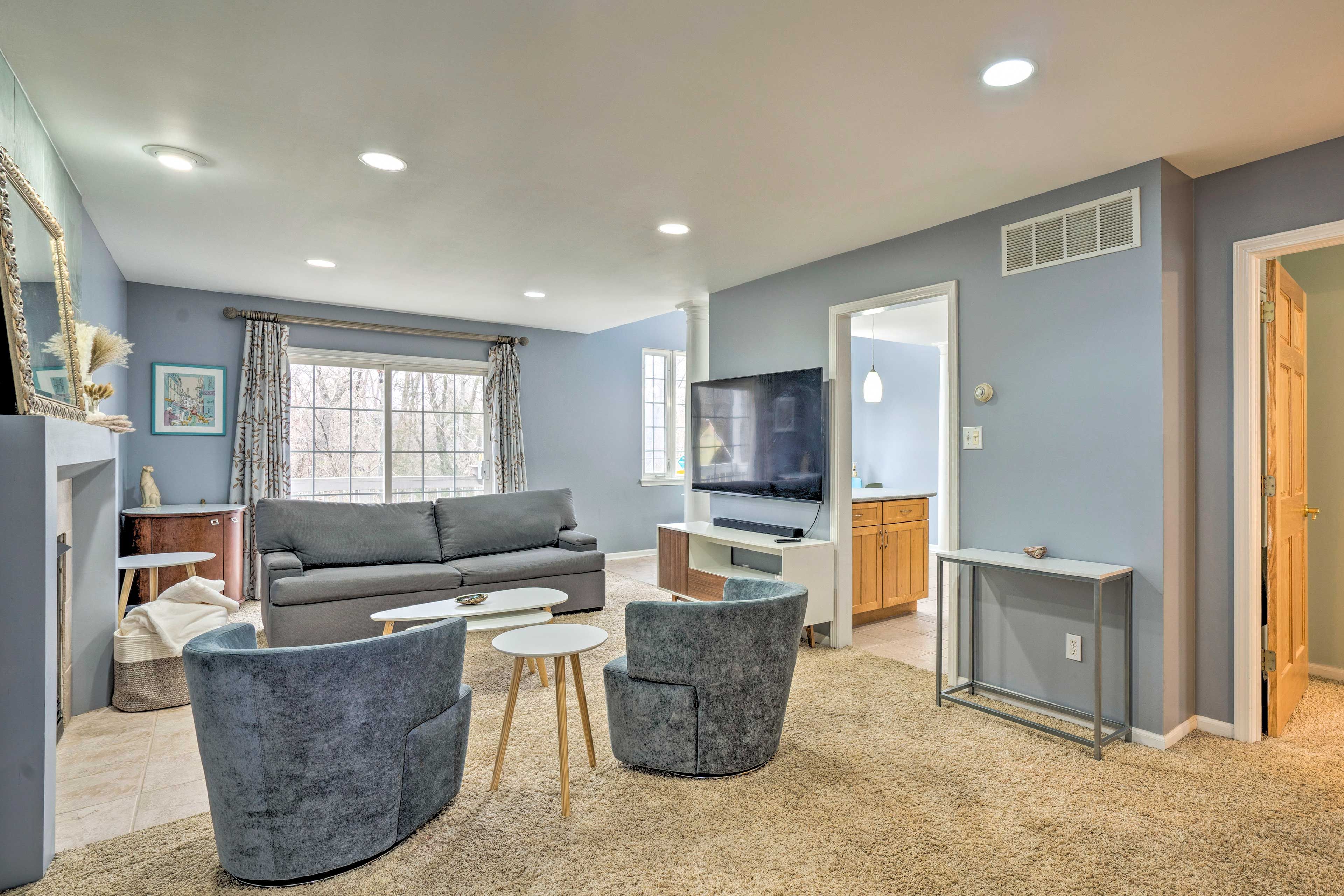 Living Room | Central Heating & A/C