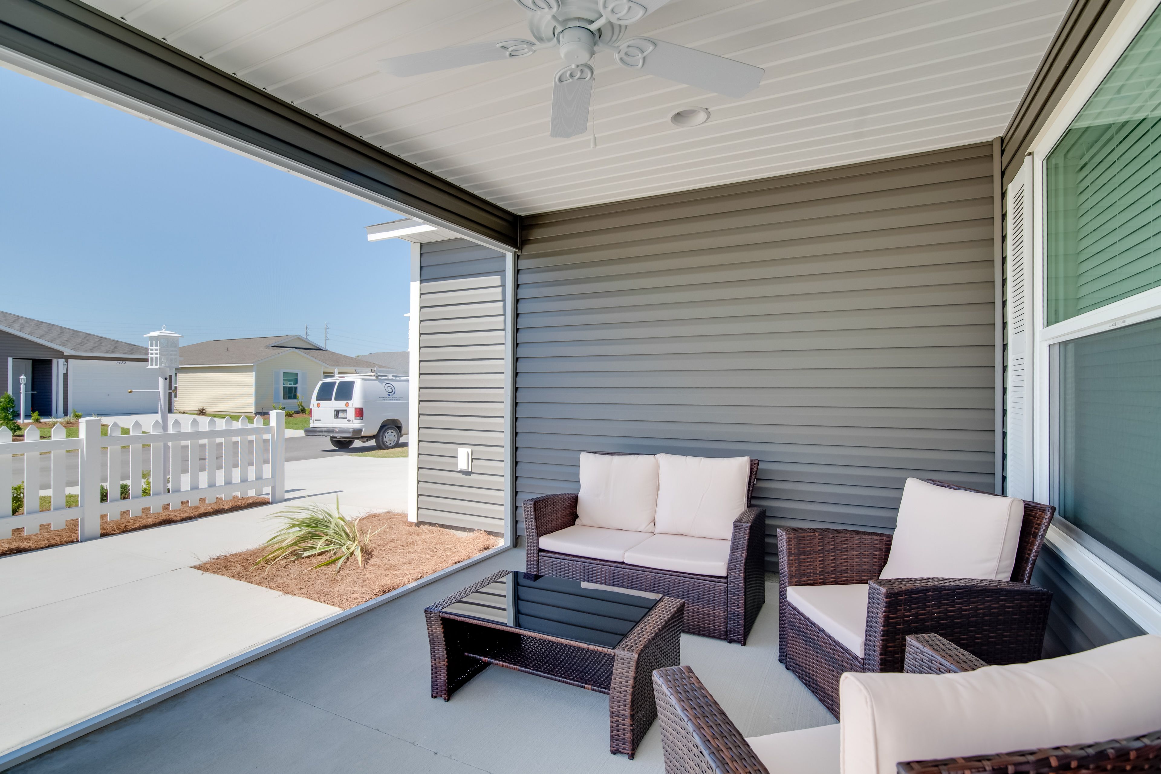 Lanai | 1,190 Sq Ft | Community Amenities (Additional Fee, Paid On-Site)