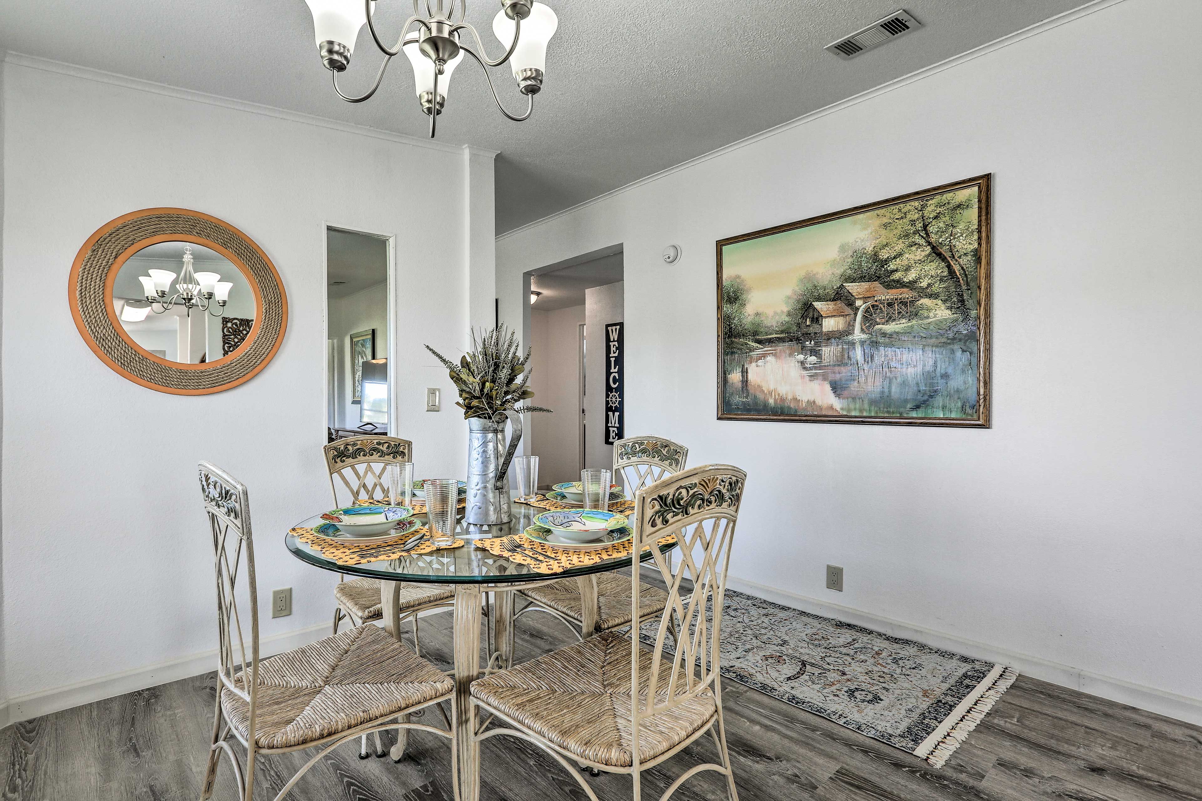 Dining Room | Dishware & Flatware