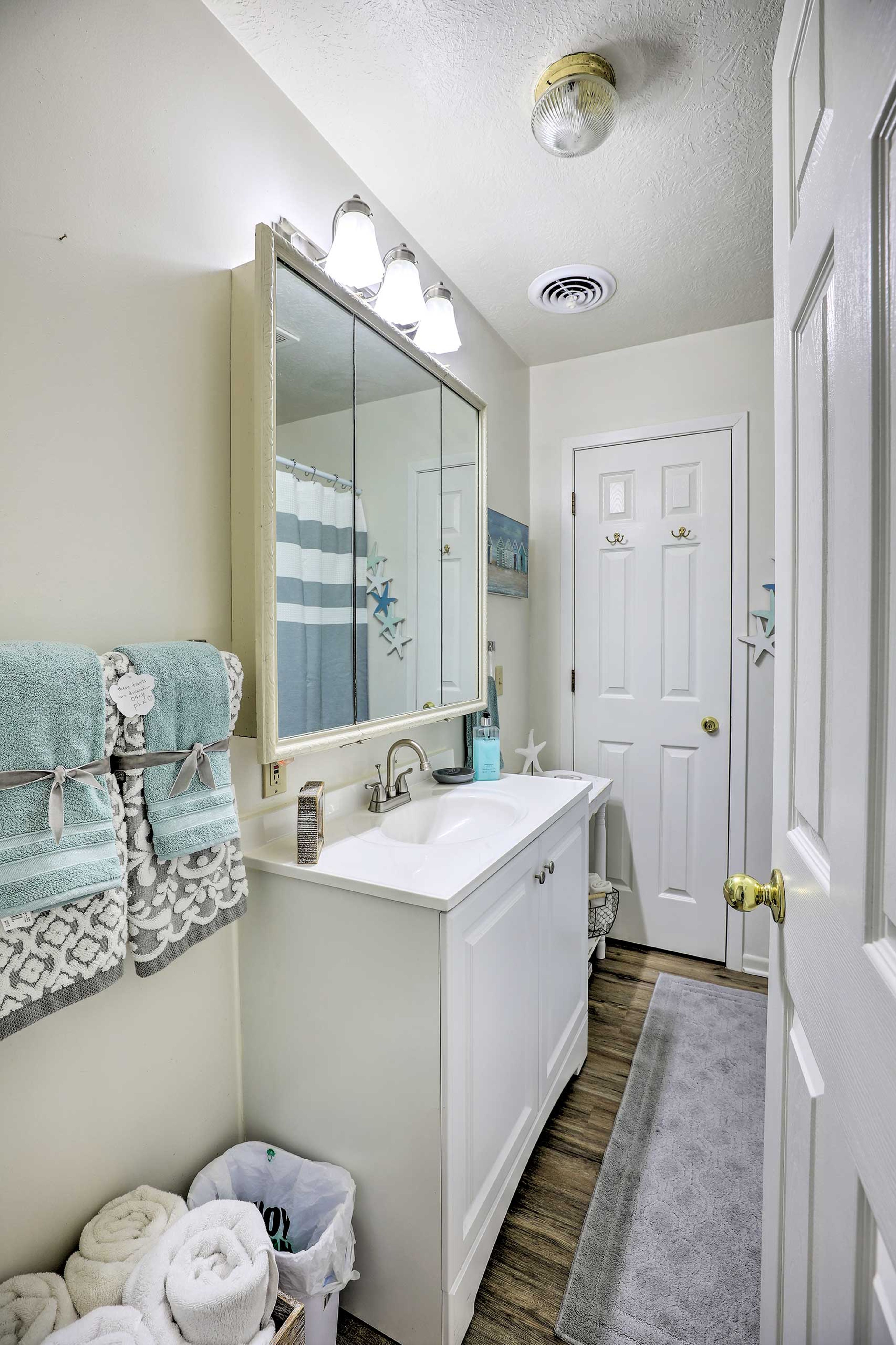 Bathroom | Complimentary Toiletries