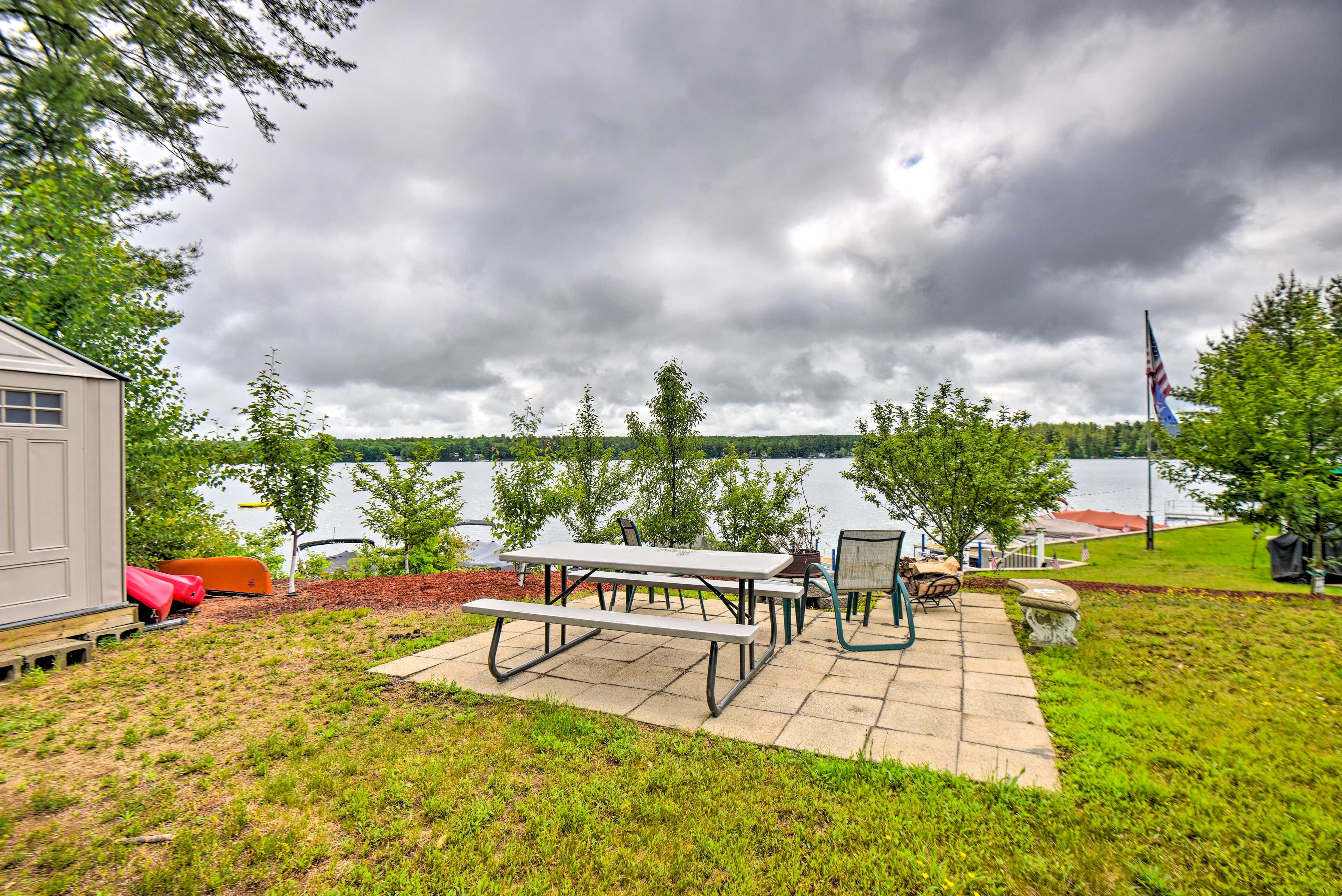 East Waterboro Vacation Rental | 3BR | 2BR | 1,800 Sq Ft | 1 Stair for Entry