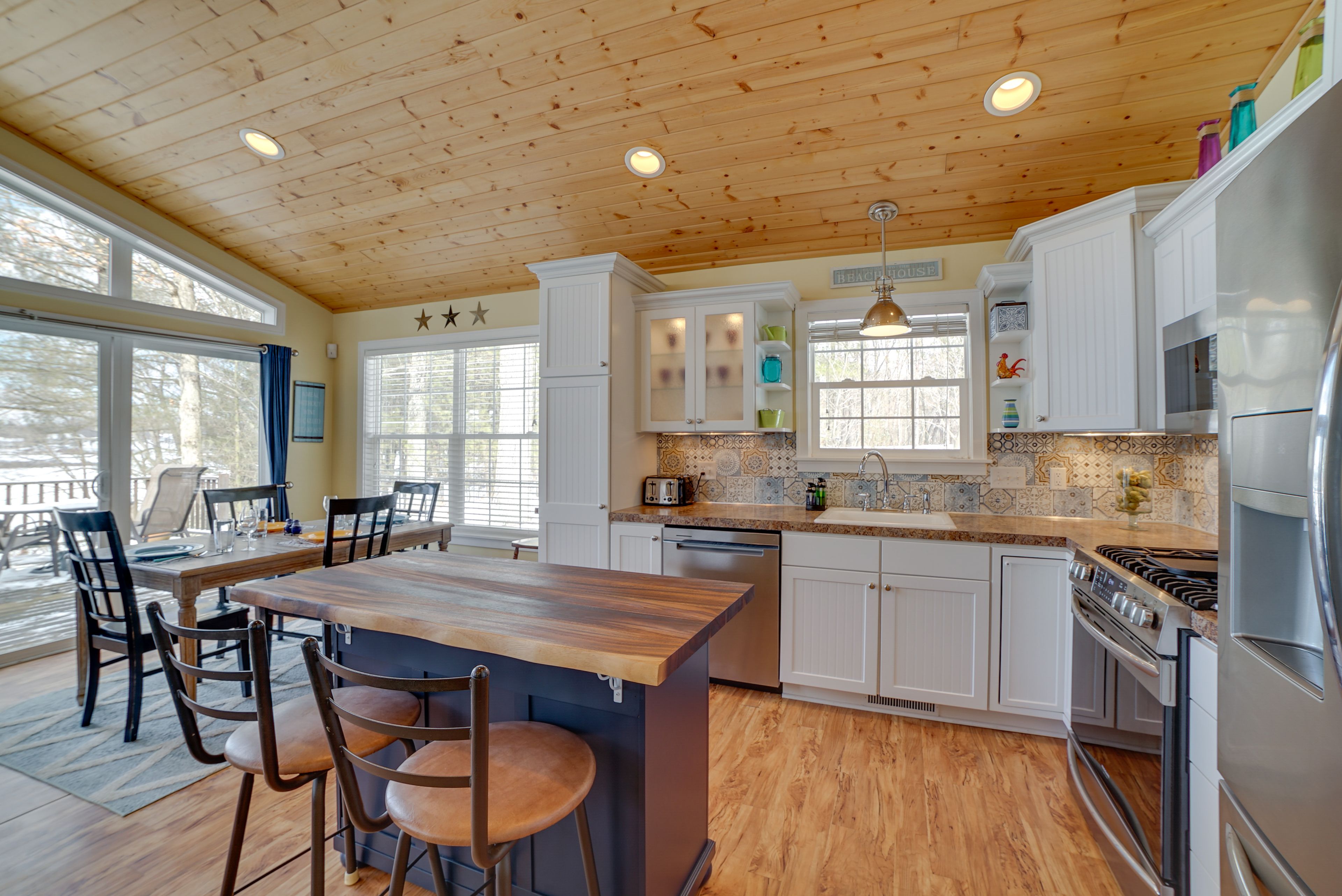 Breakfast Bar