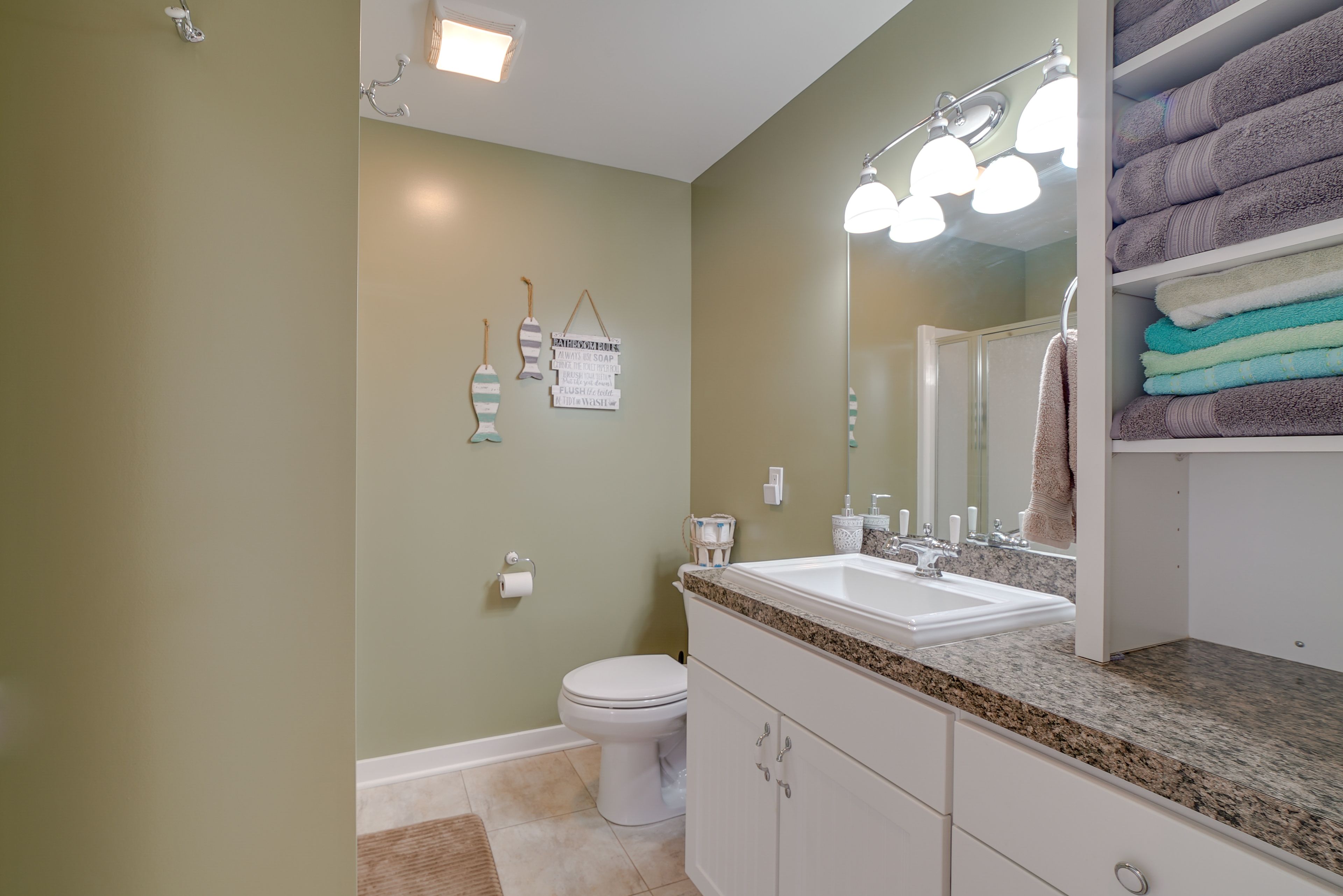 Full Bathroom | Walk-In Shower | Complimentary Toiletries | Hair Dryer