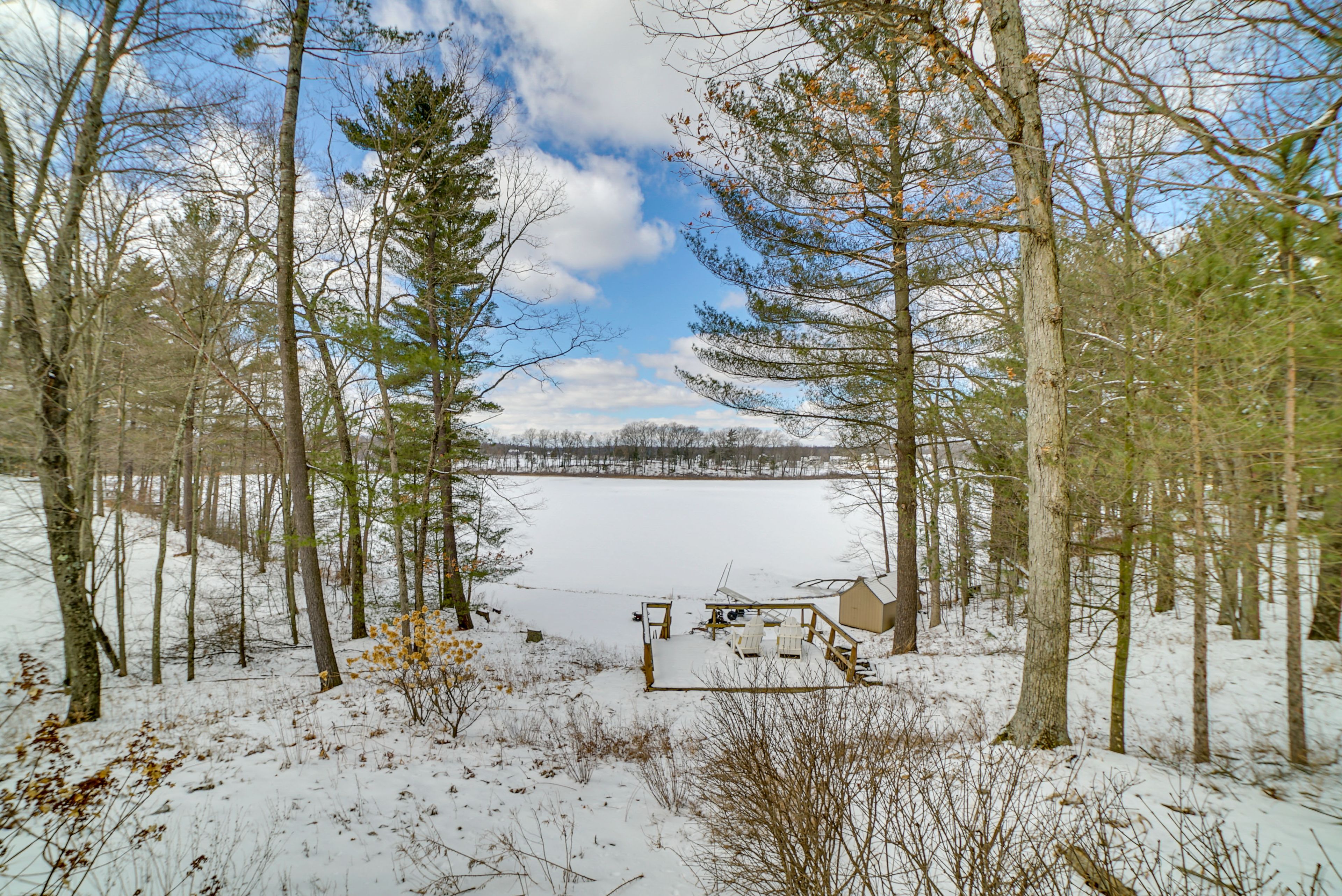 Pettit Lake Views | Fire Pit