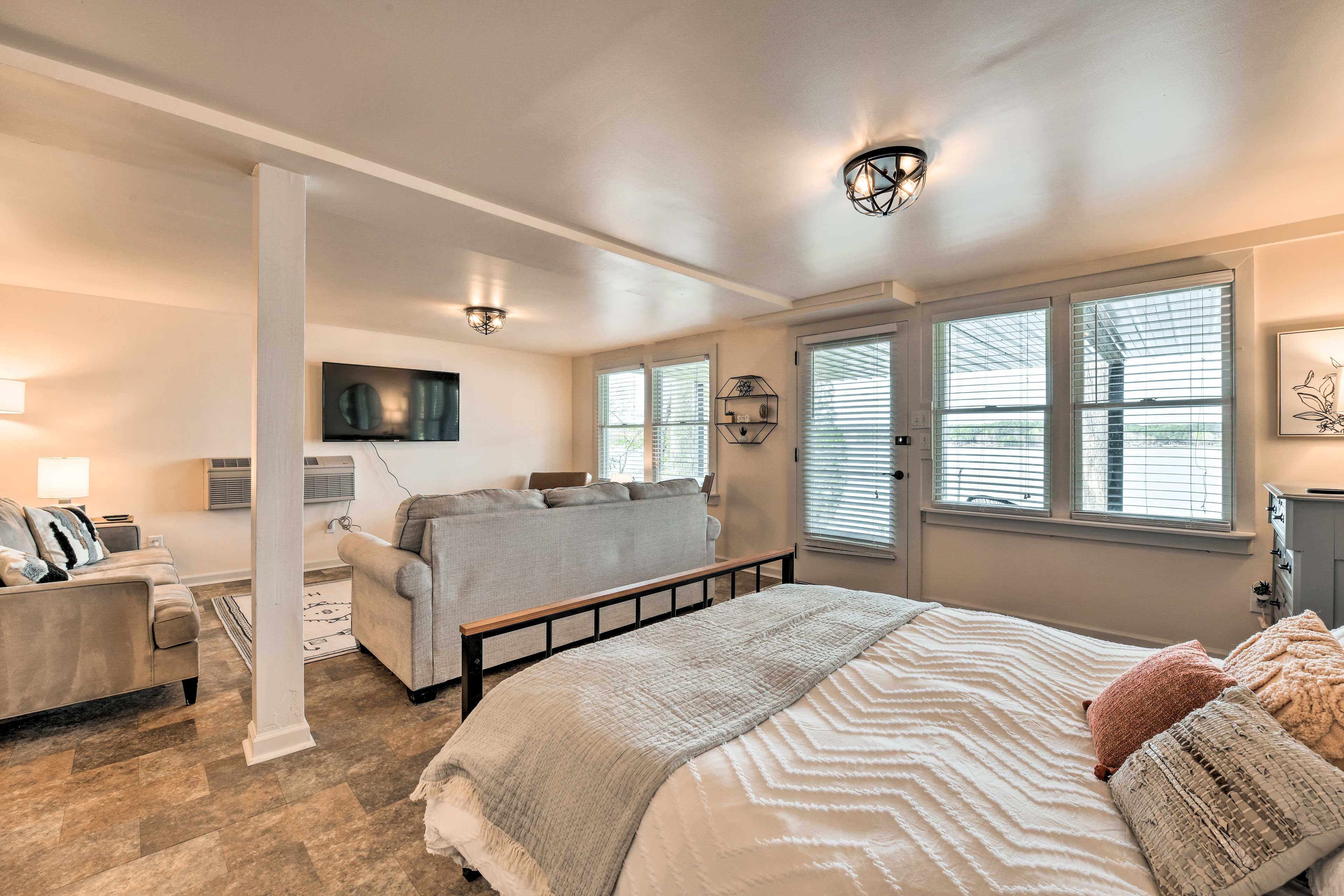 Bedroom 3 (Game Room)