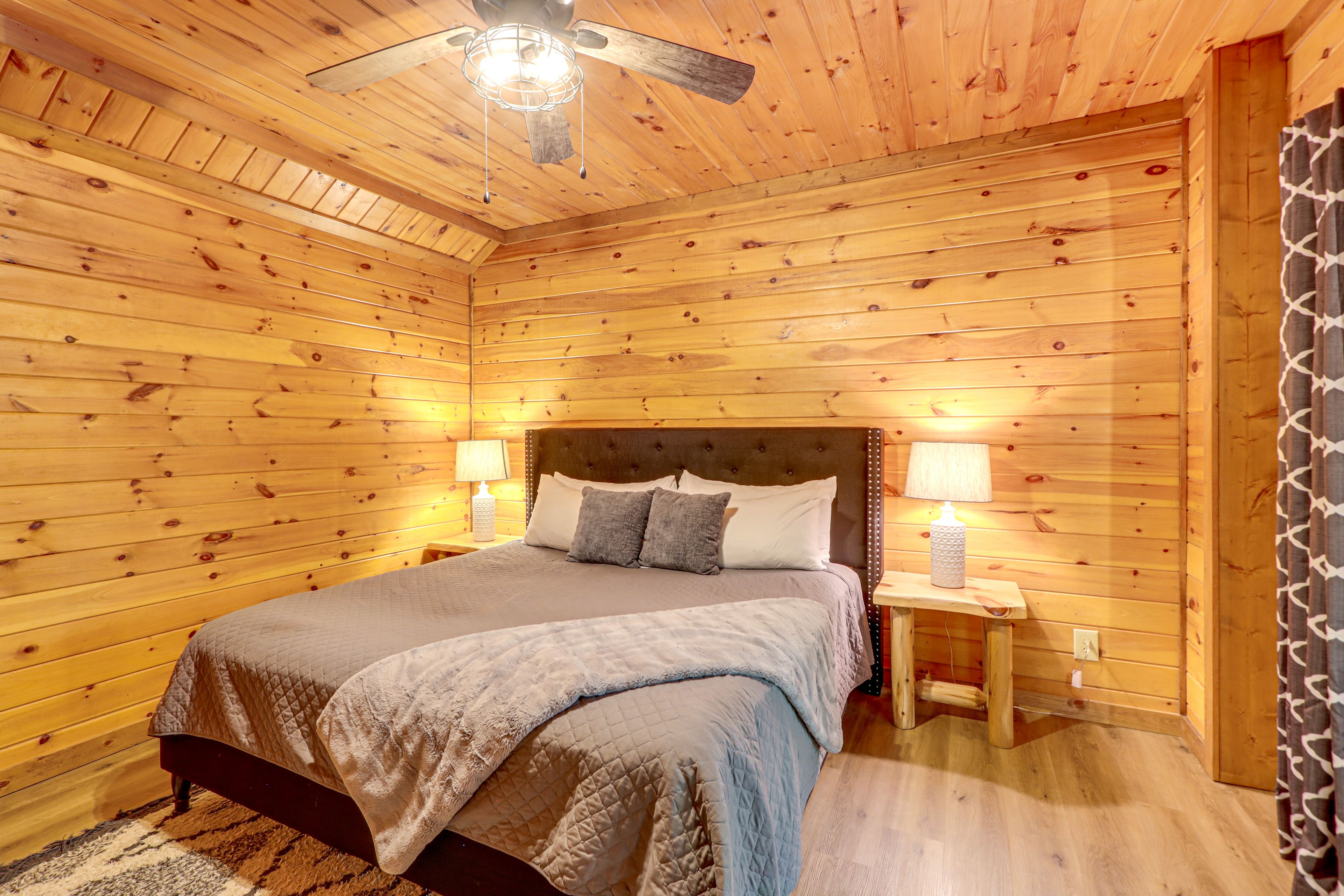 Bedroom 2 | Main Level | King Bed