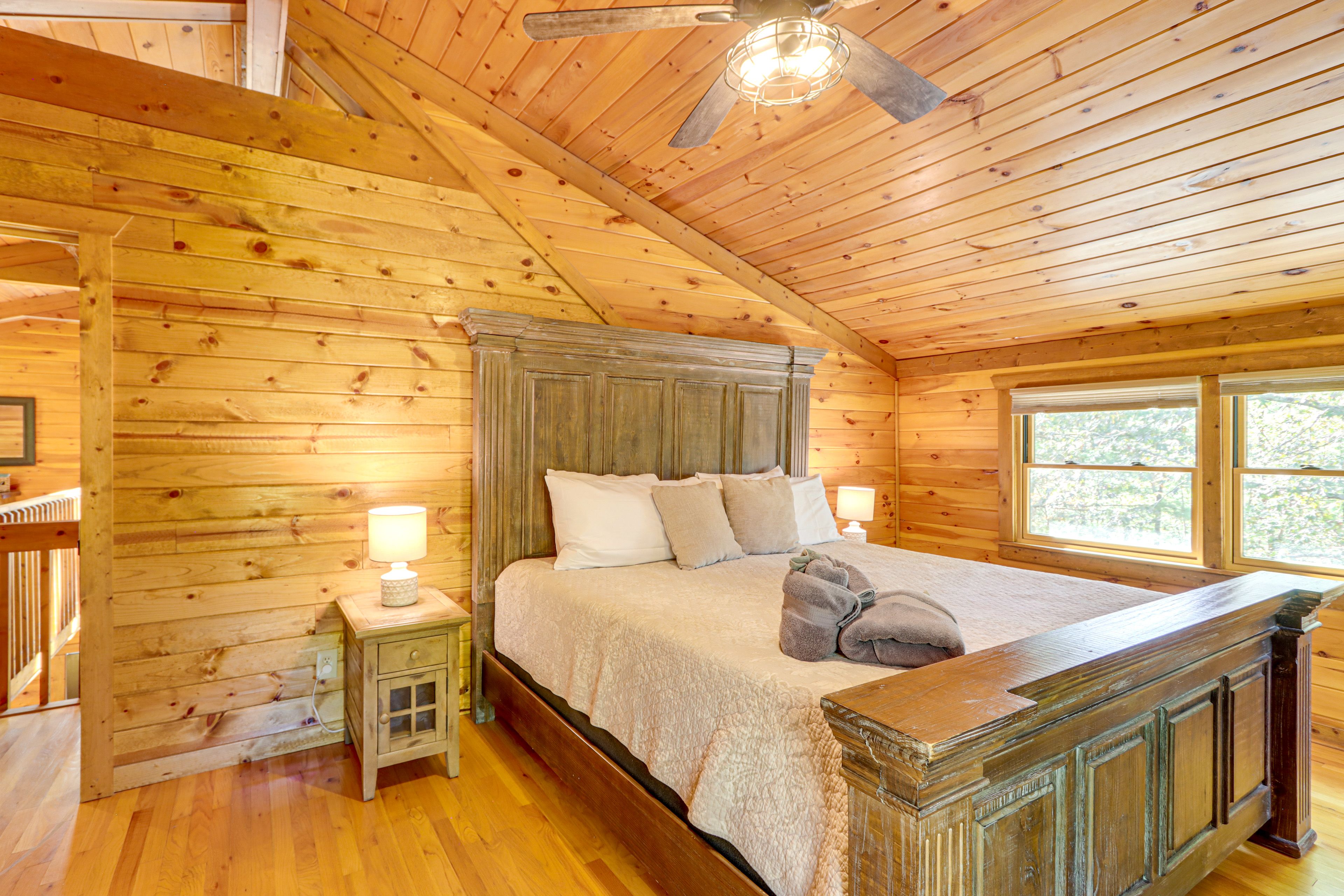 Bedroom 4 | Upper Level | King Bed