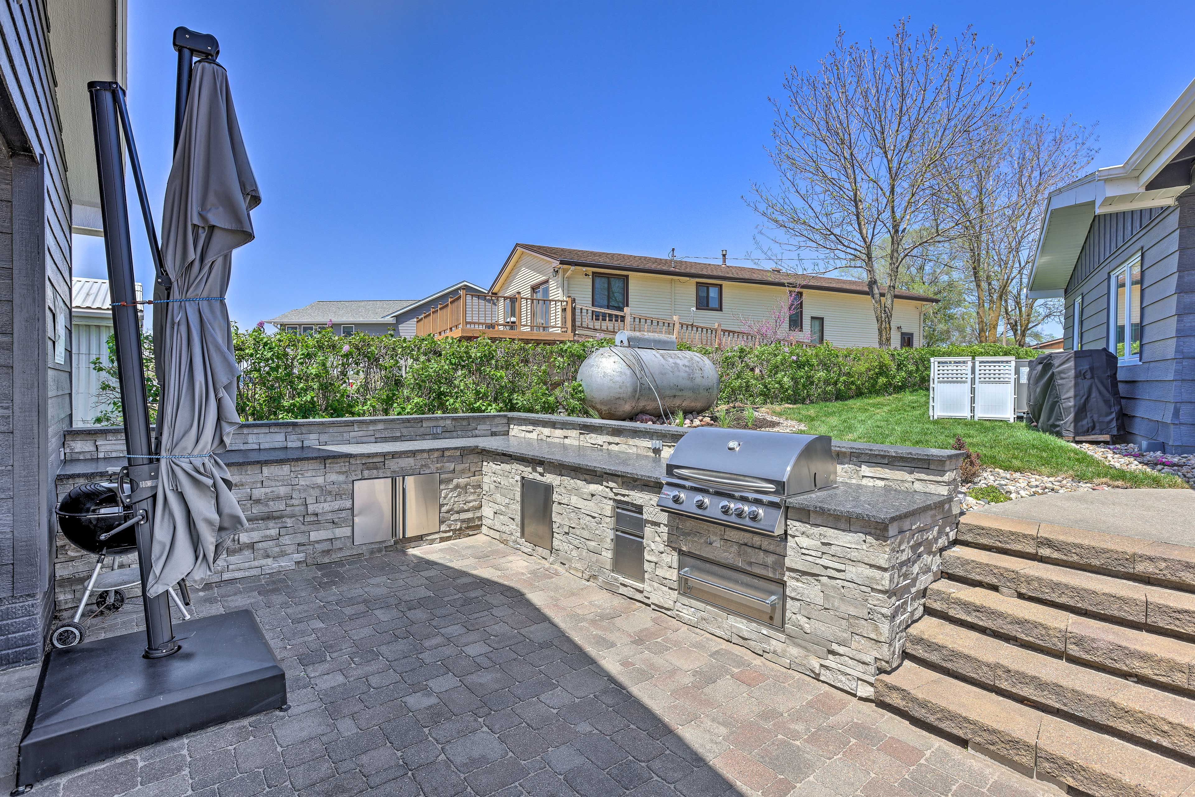 Private Patio | Gas Grill & Prep Space | Beach Umbrella Not Available