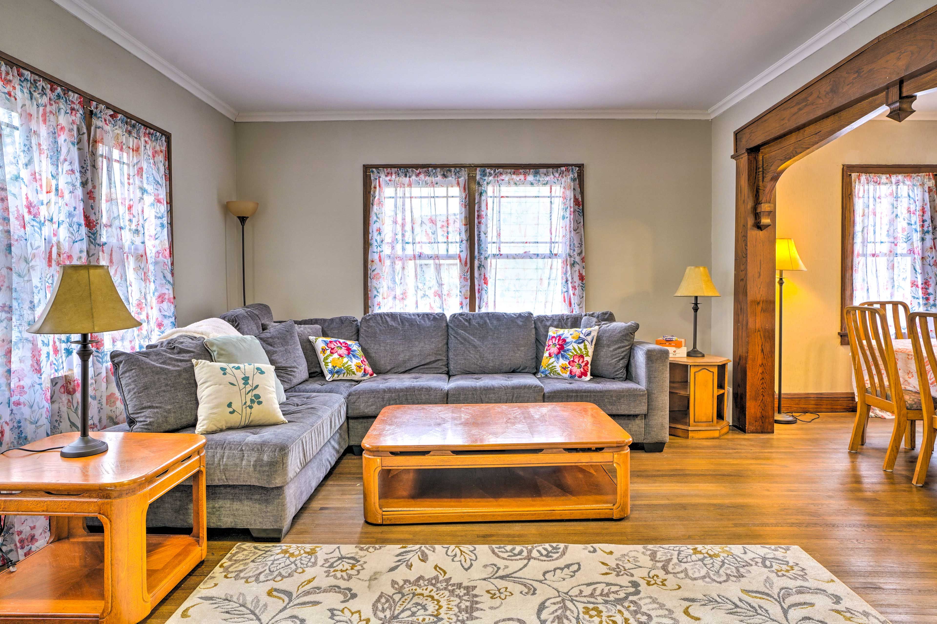 Living Room | Central Heating & A/C