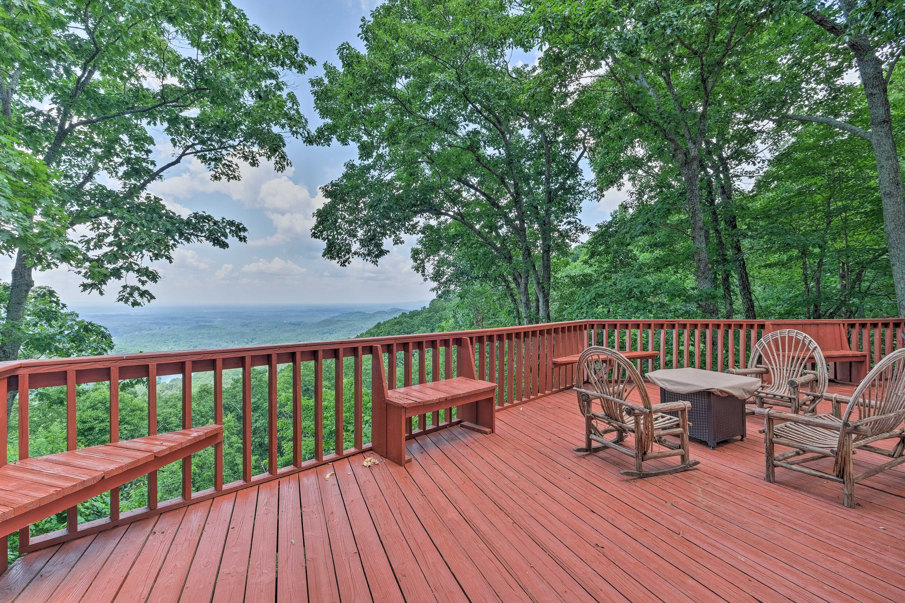 Deck | Unobstructed Valley & Mountain Views