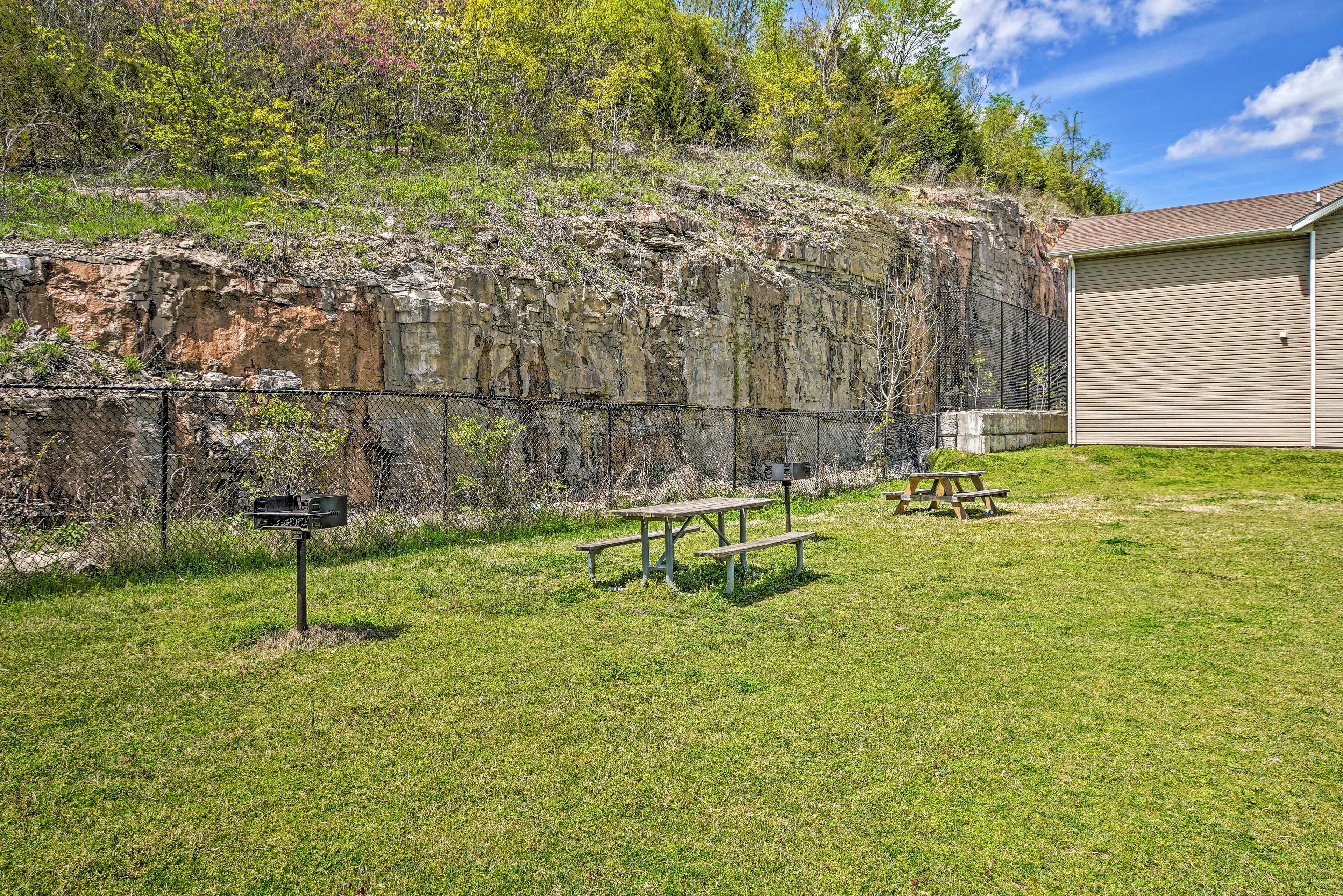 Picnic & Grilling Area
