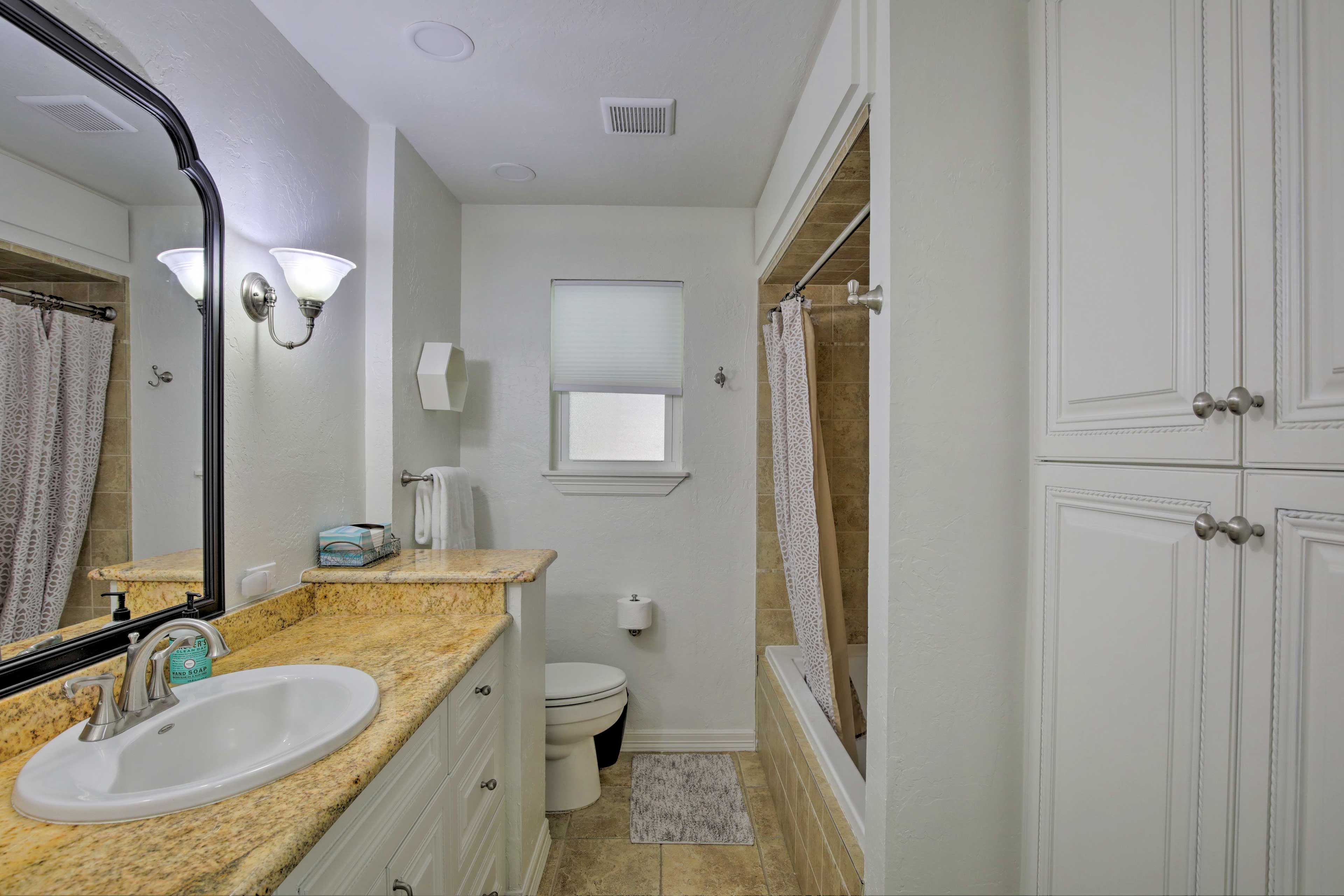 Full Bathroom