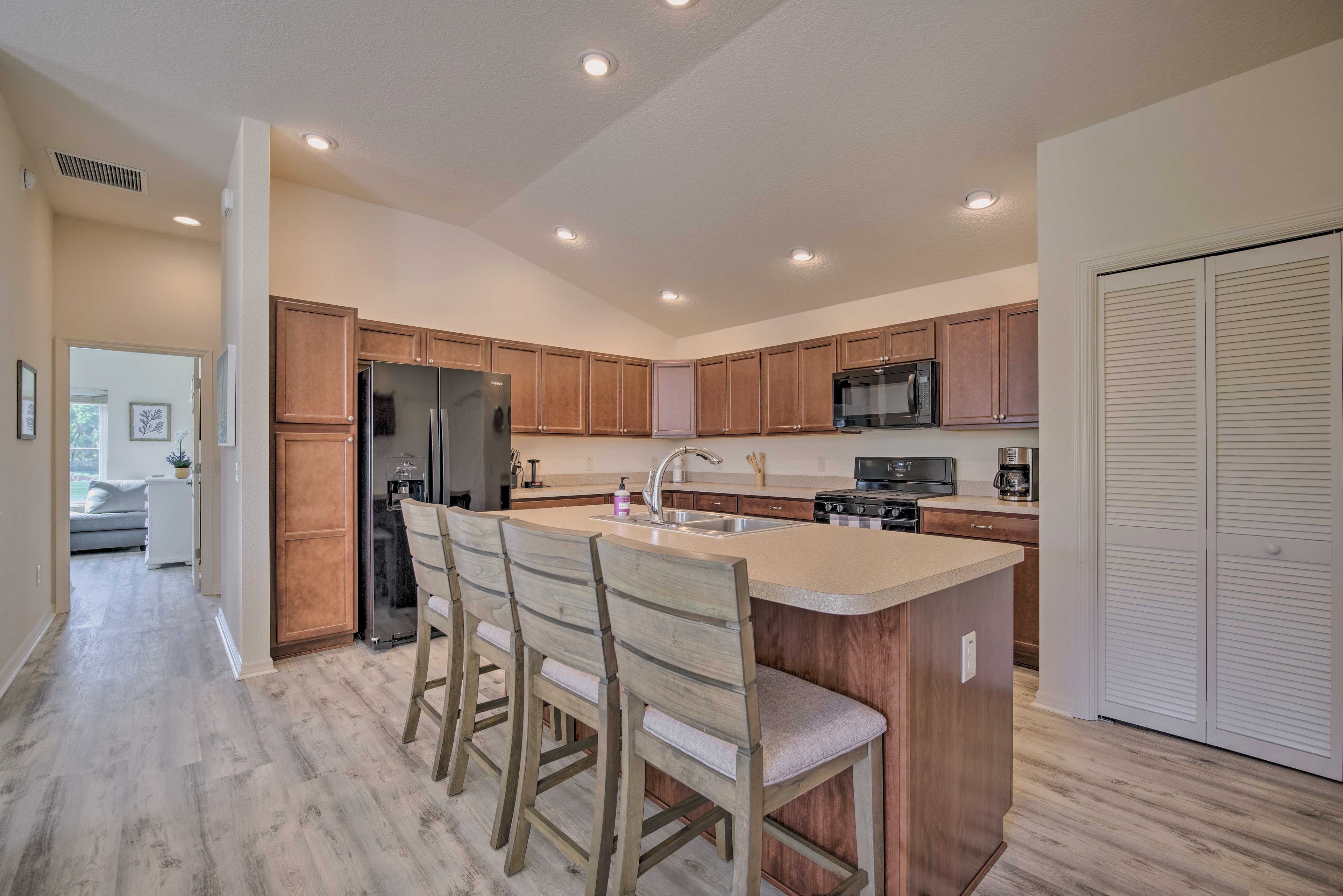 Kitchen | Fully Equipped | Cooking Basics | Dishware/Flatware | Coffee Maker