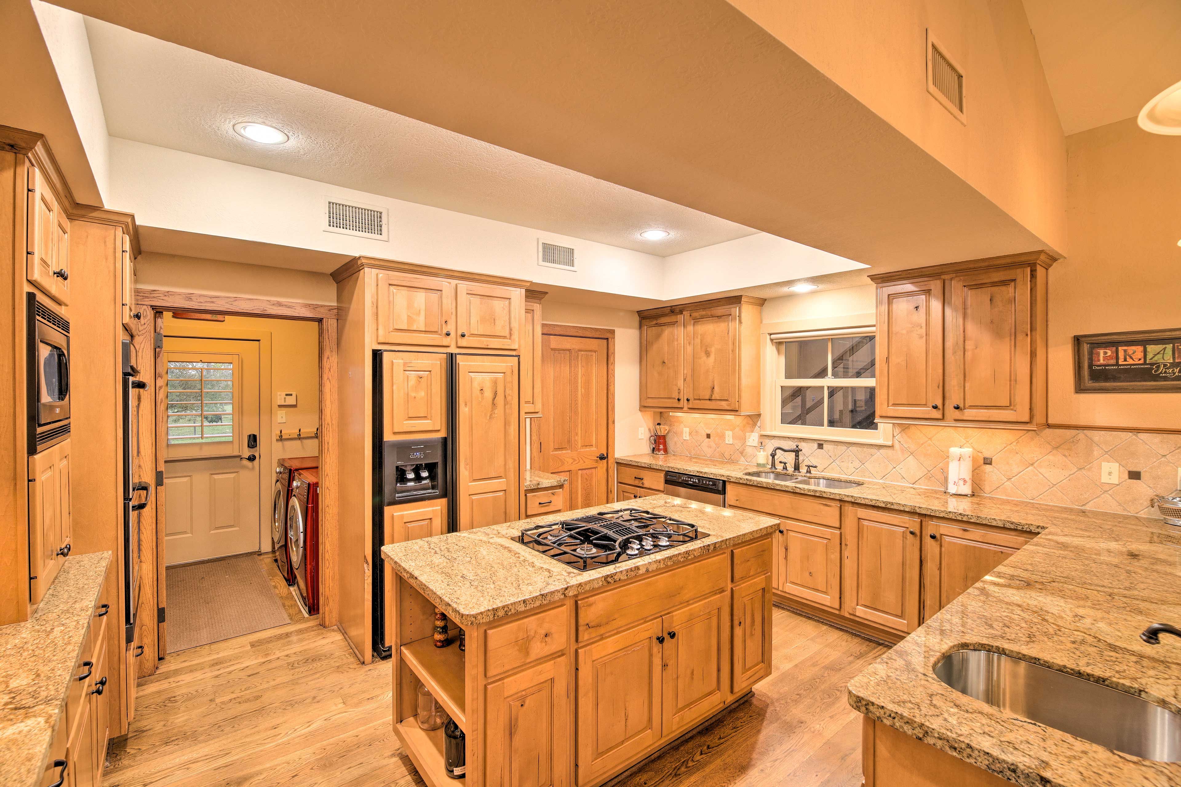 Kitchen | Fully Equipped