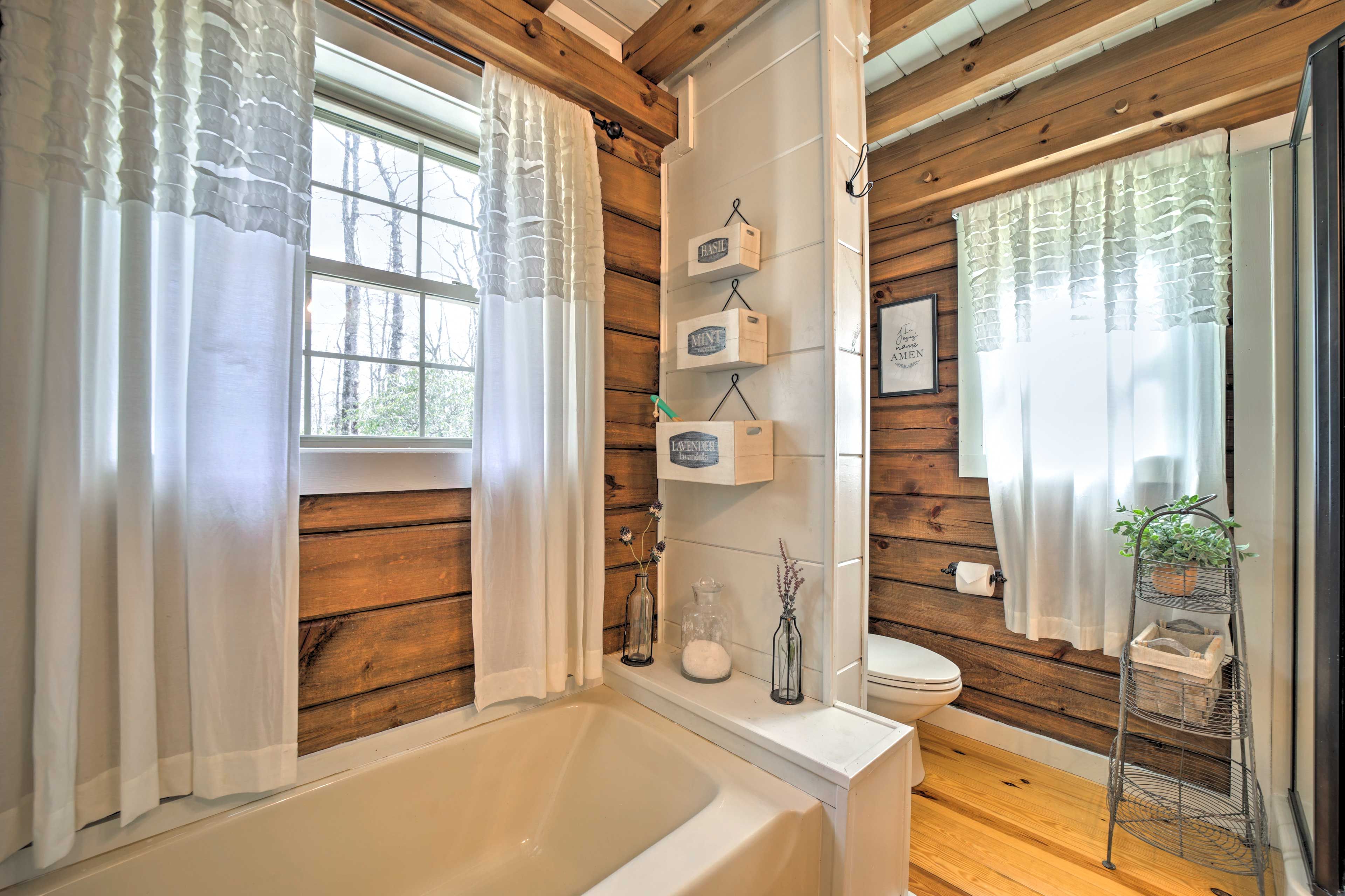 Full Bathroom