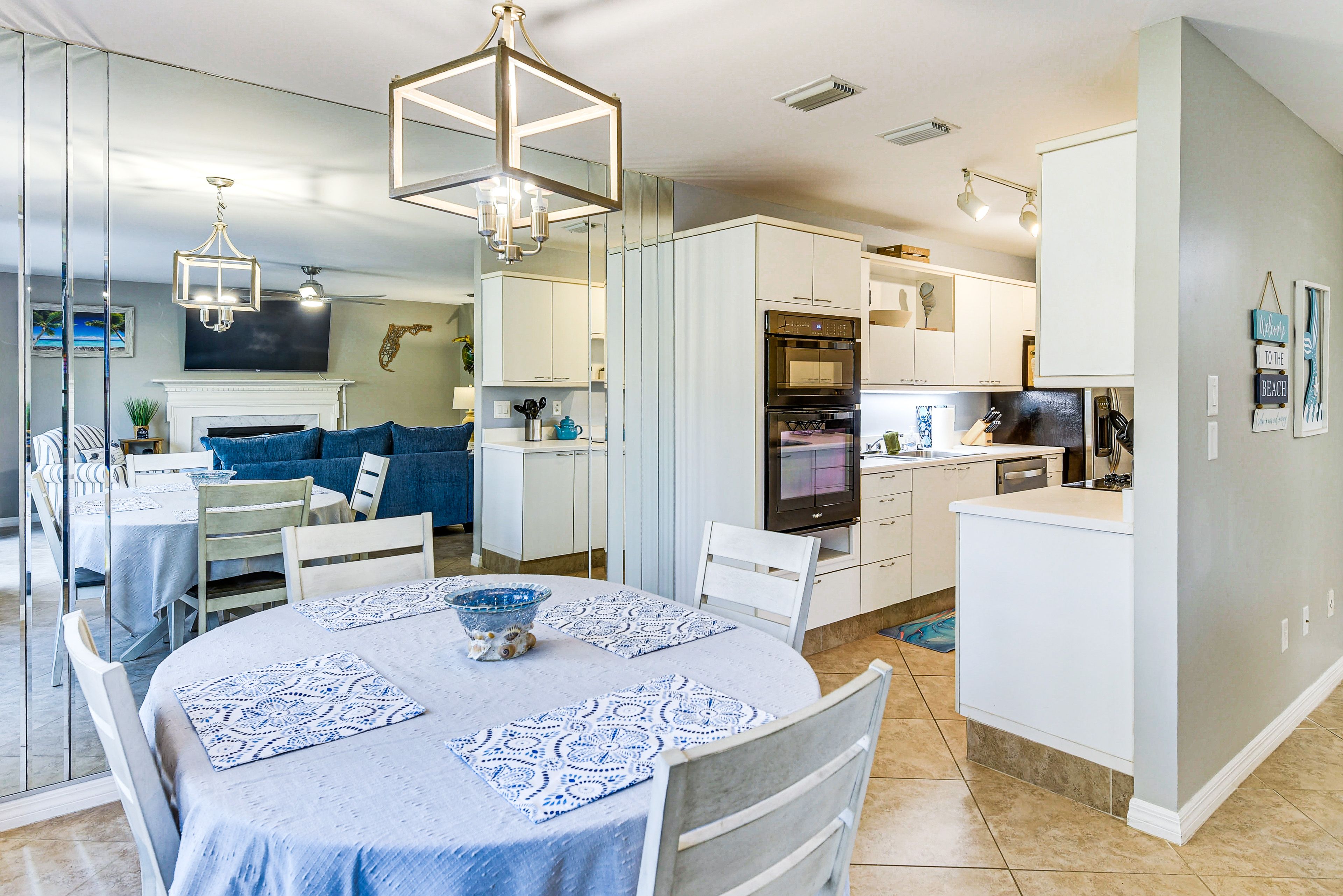 Dining Area | 1st Floor