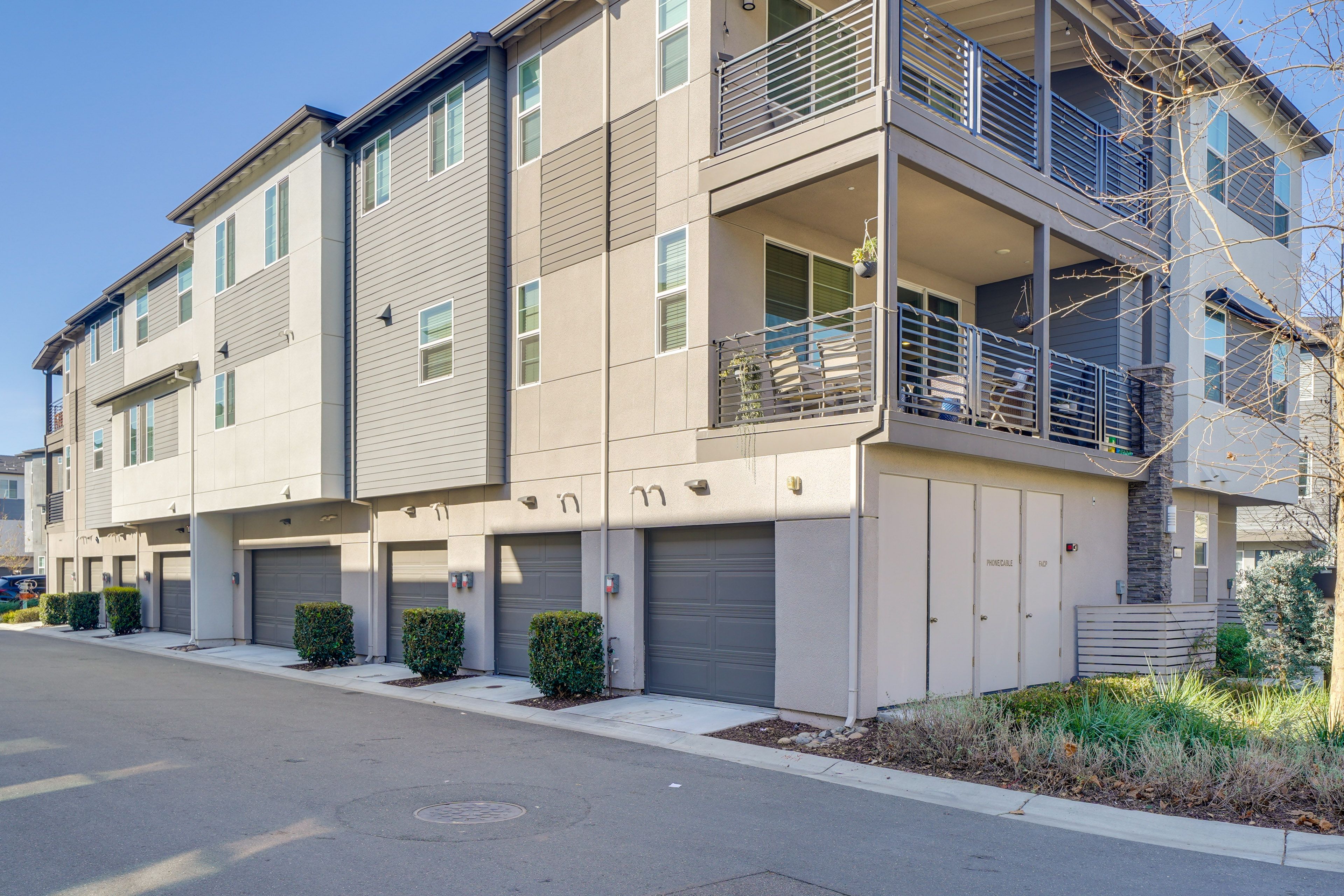 SoHay Line Community Exterior