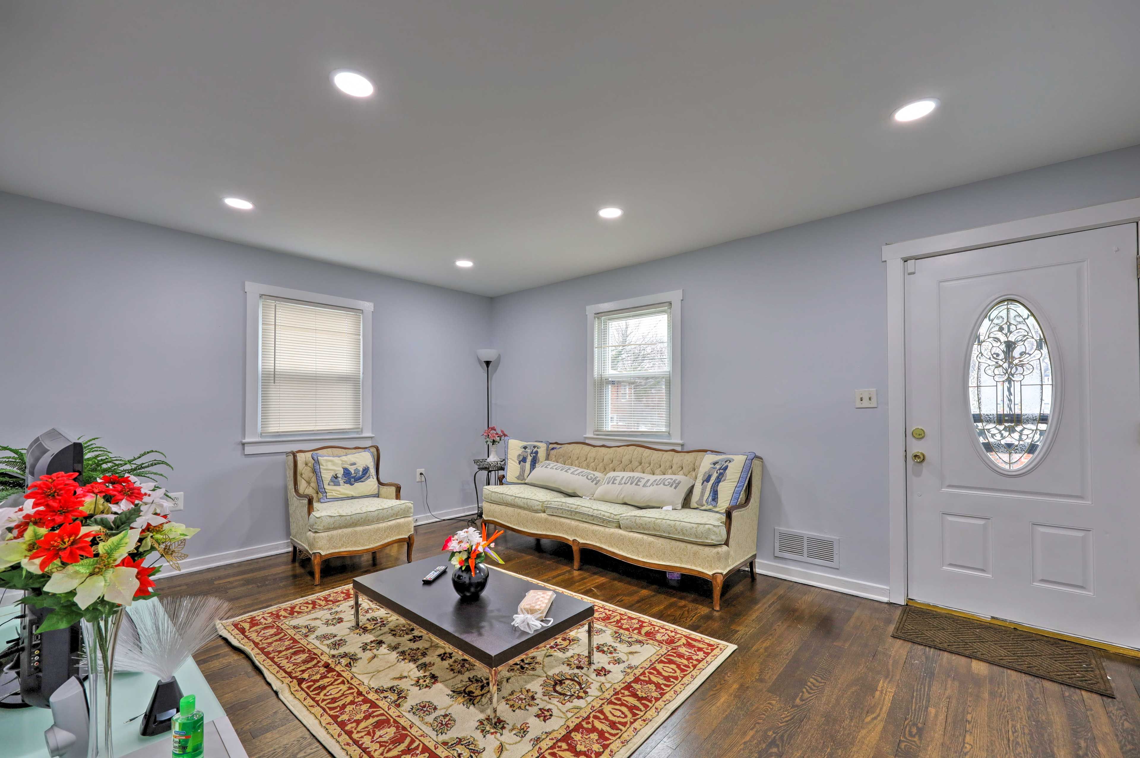 Living Room | Central Air Conditioning