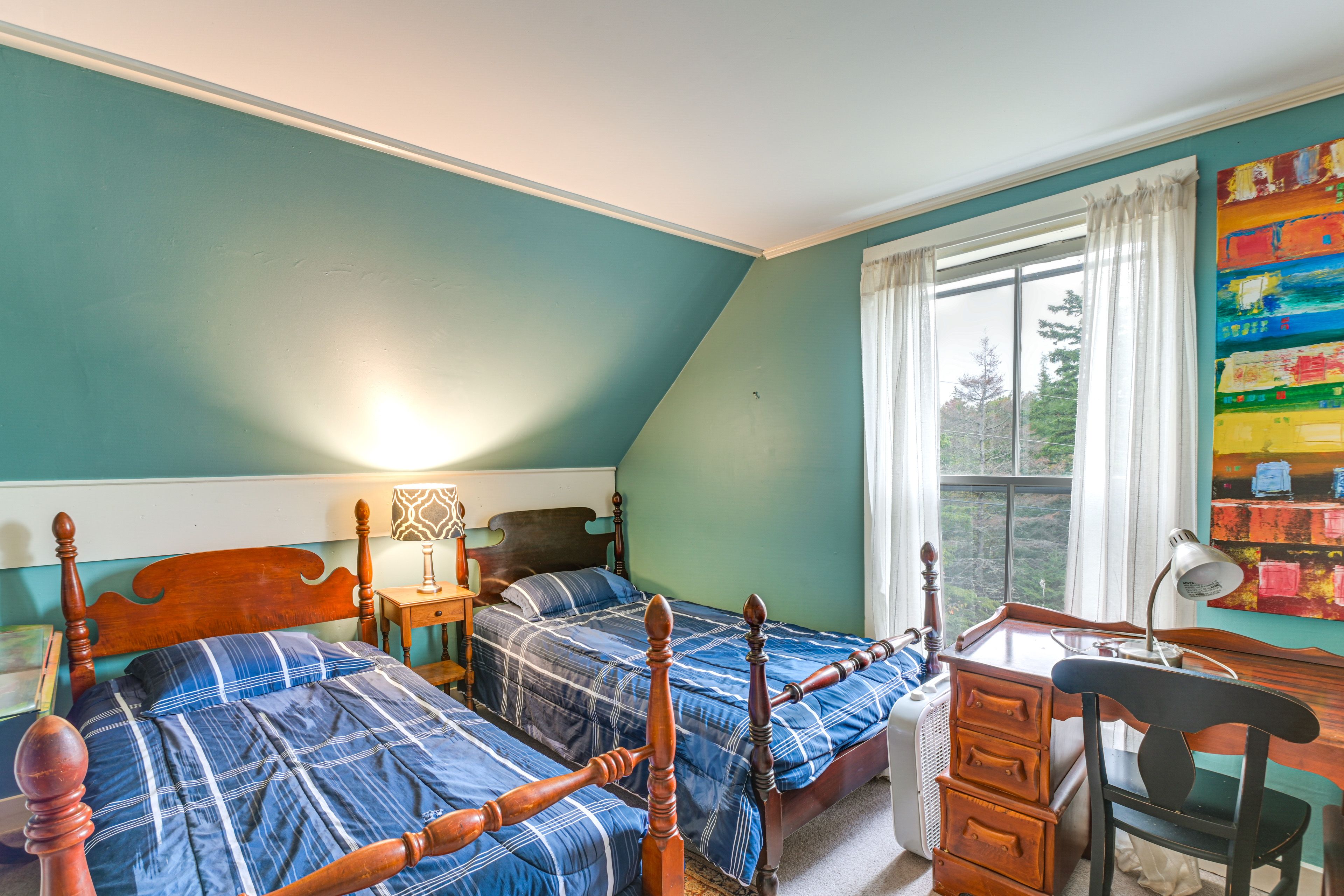 Bedroom 3 | 2 Twin Beds | 2nd Floor