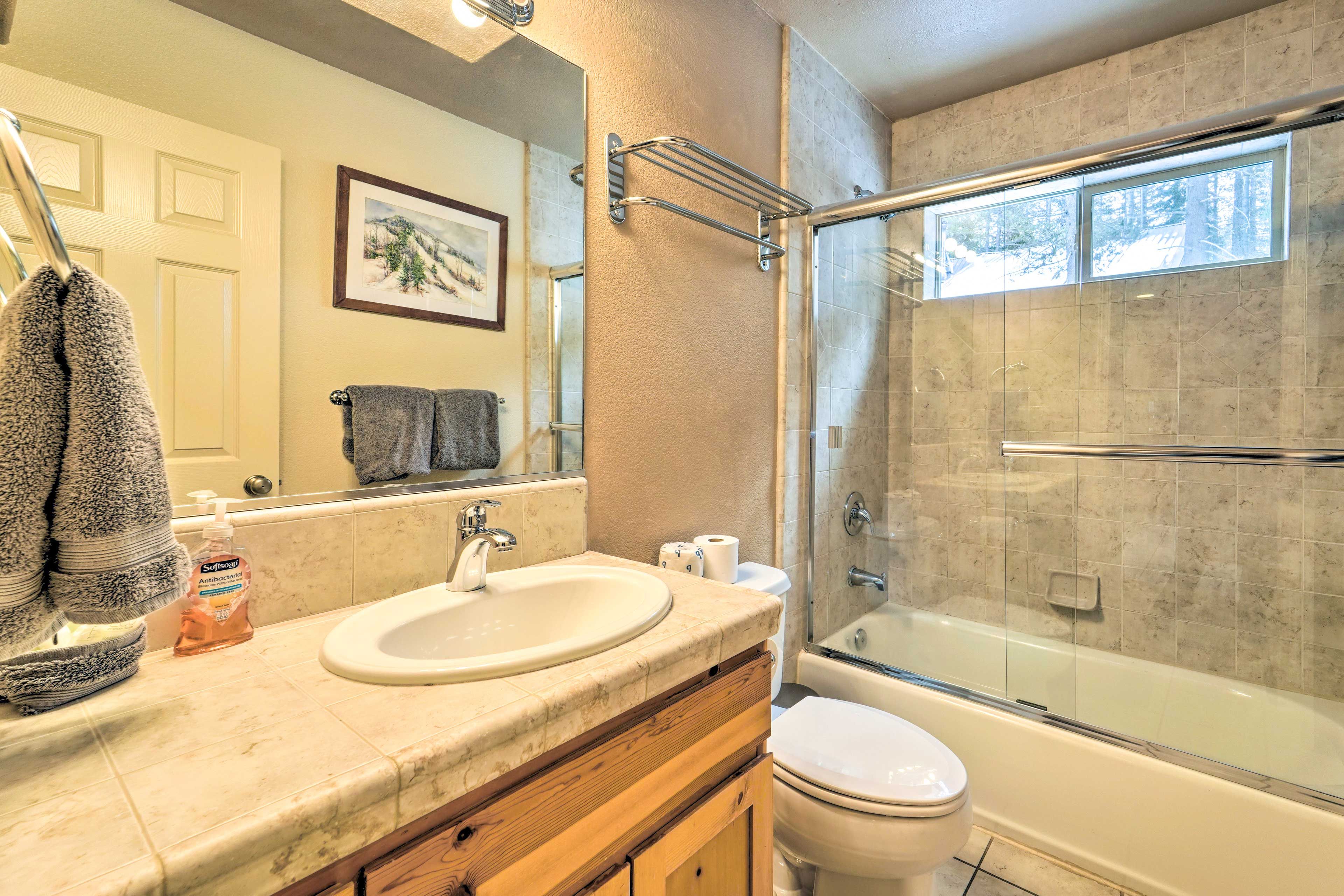 En-Suite Bathroom | 3rd Floor