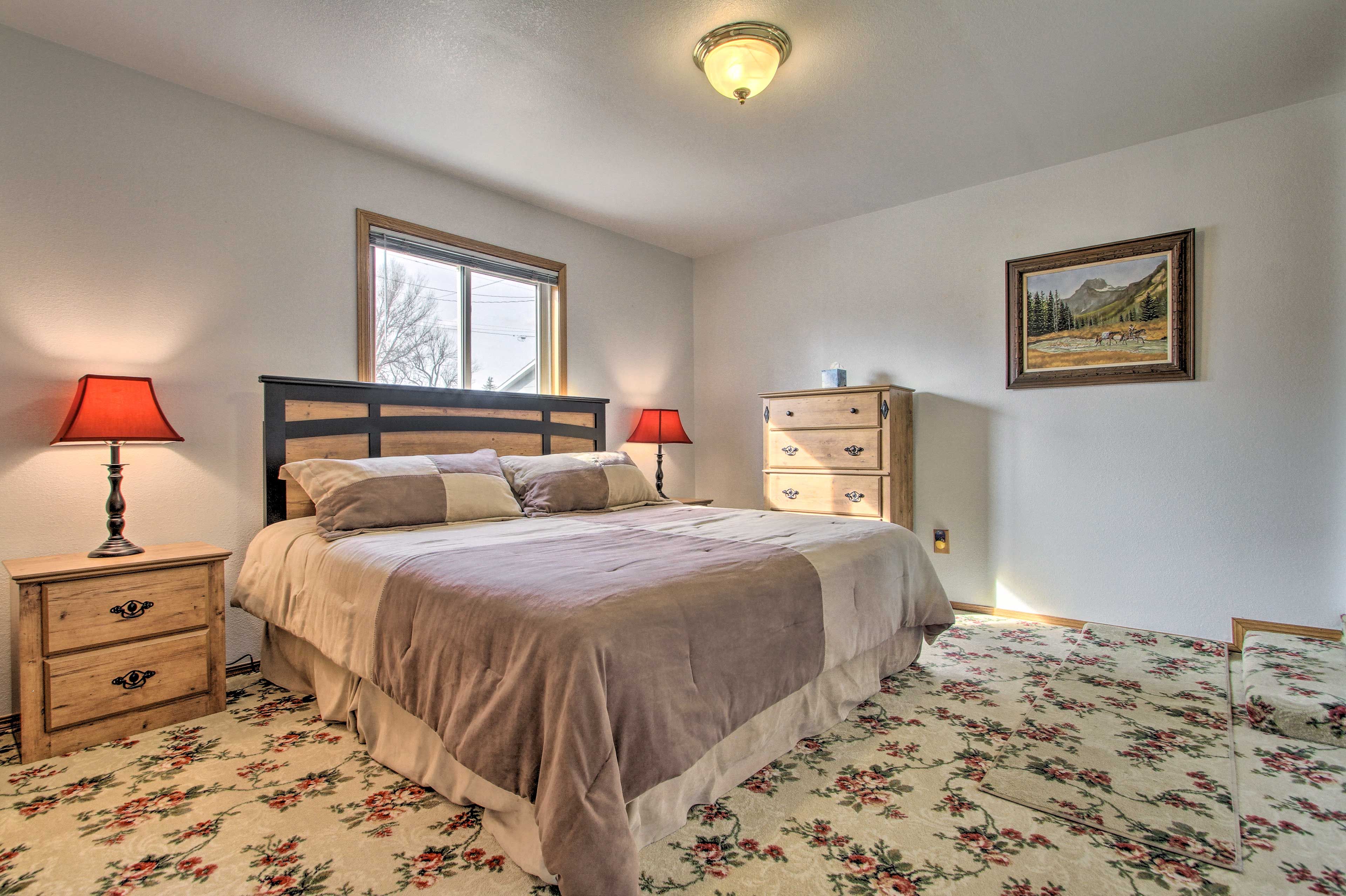 Bedroom 1 | Linens & Towels Provided