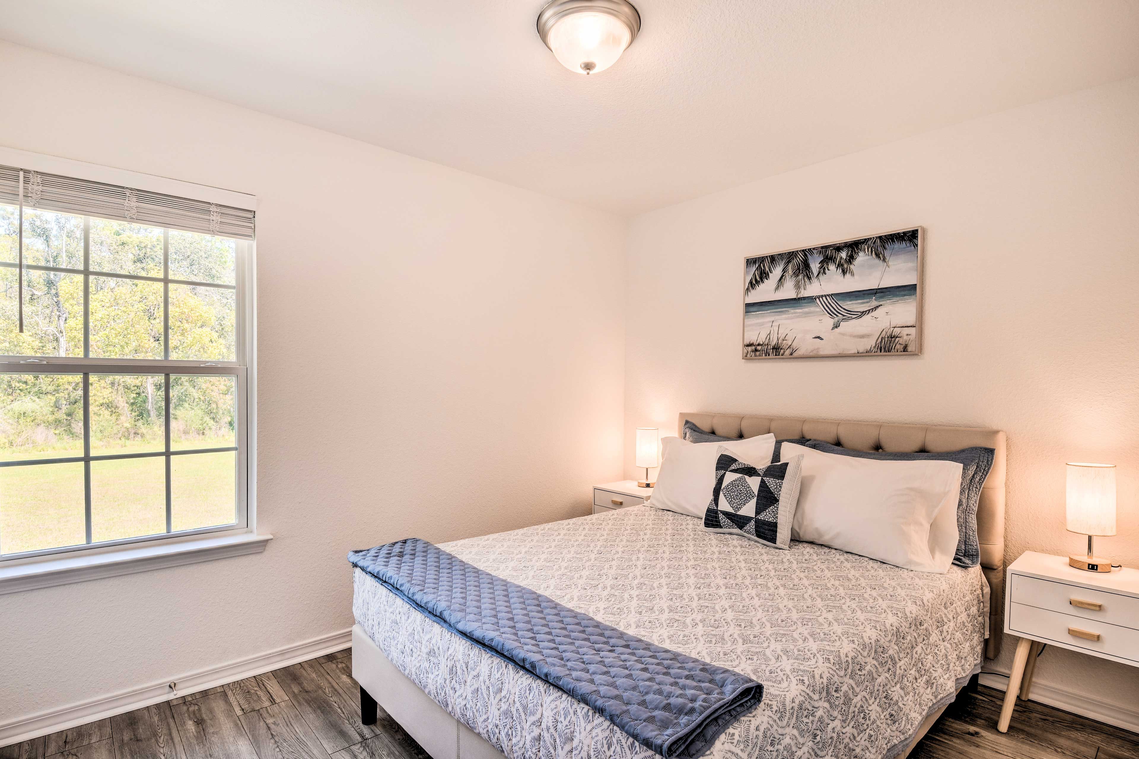 Bedroom 3 | Queen Bed