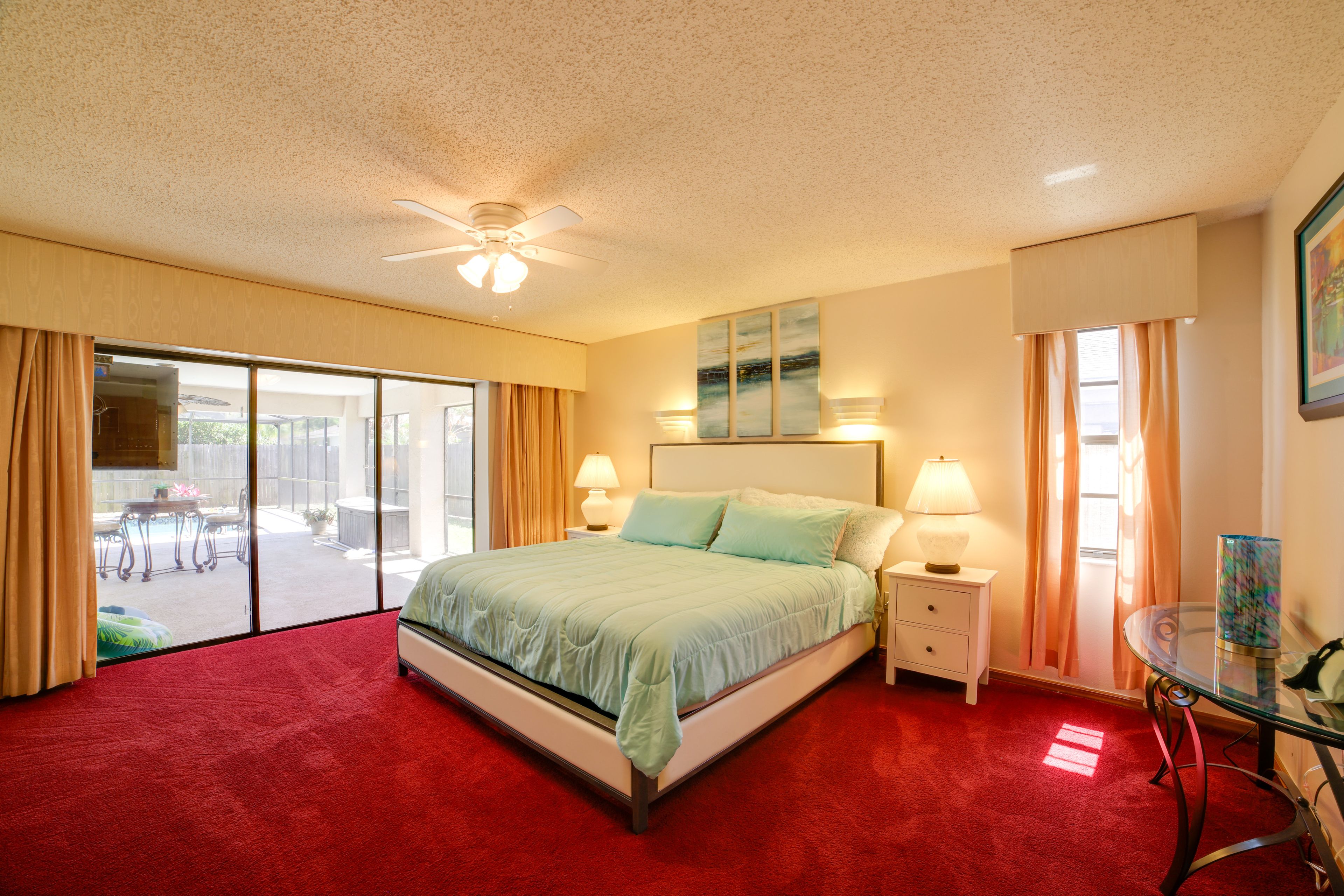 Bedroom 1 | King Bed | En-Suite Bathroom