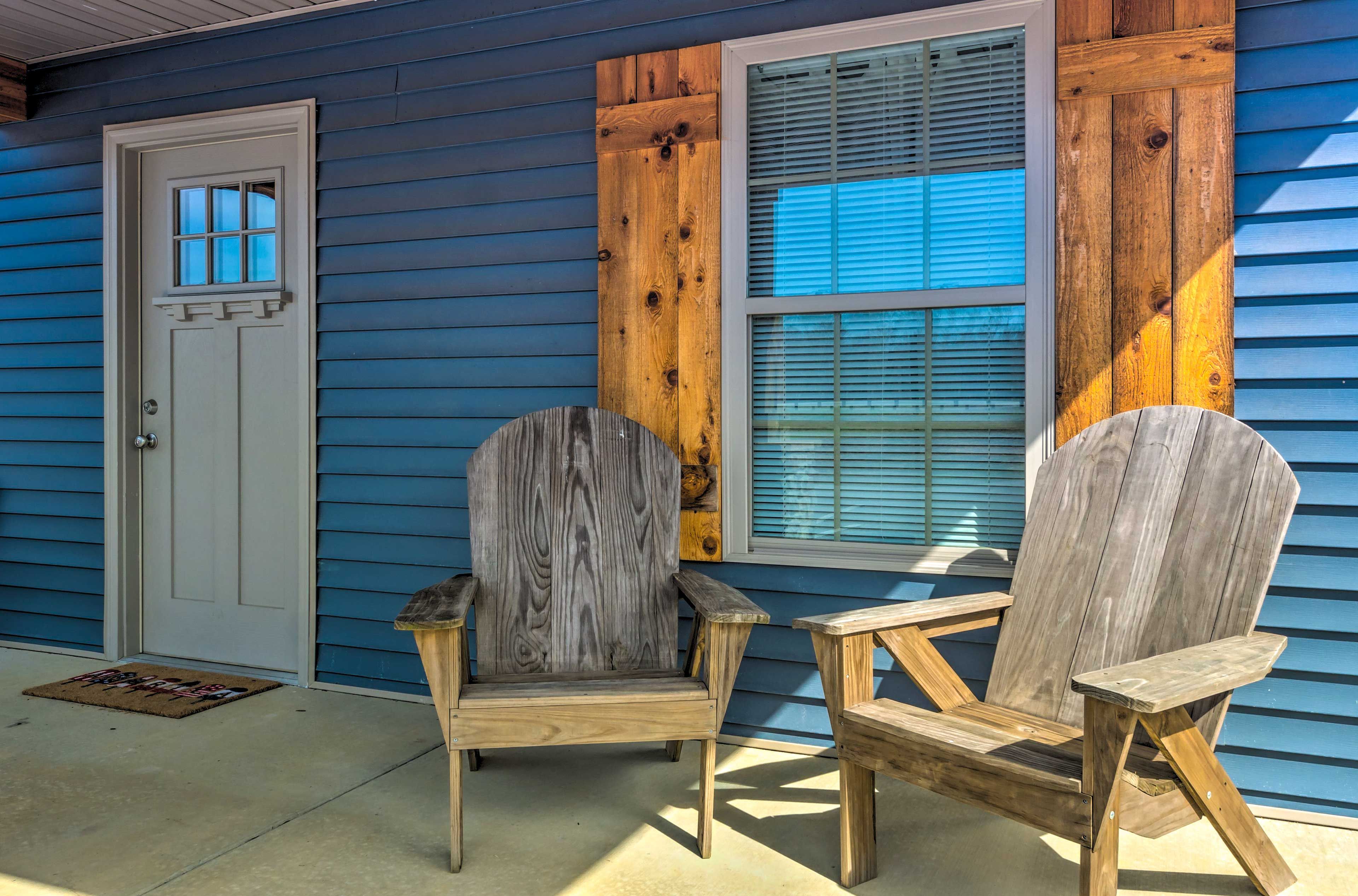 Apartment Exterior | Front Door | Keyless Entry