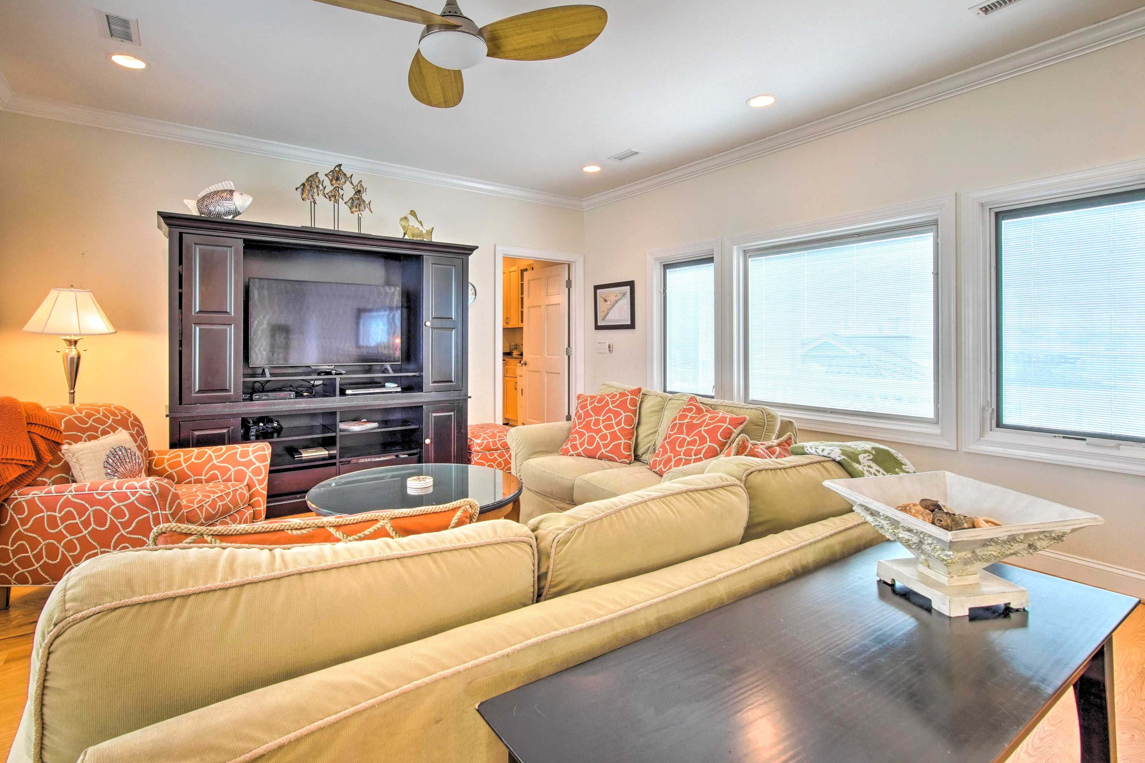 Living Room | Free WiFi | Smart TV