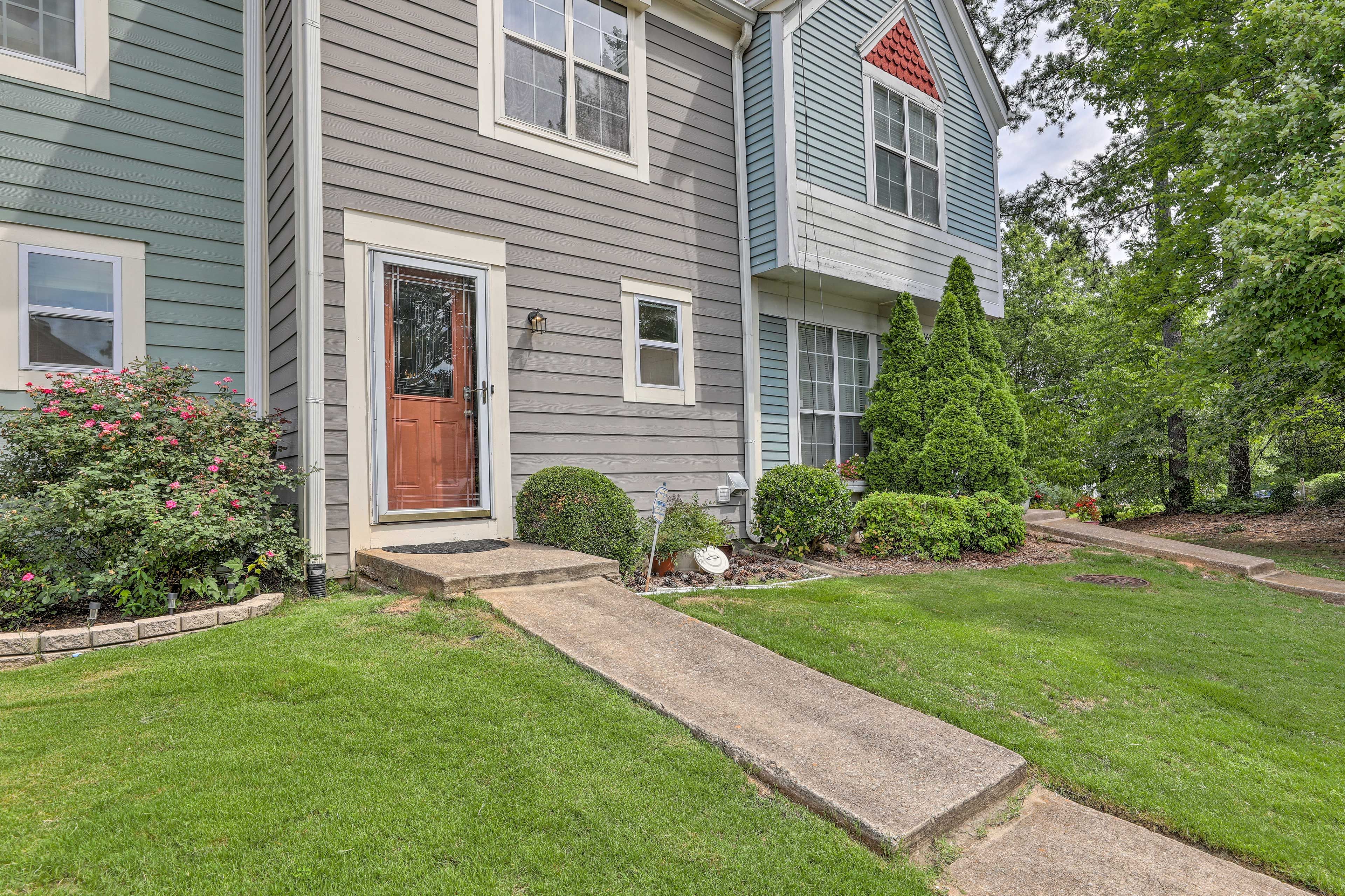 Entryway | Front Yard Space