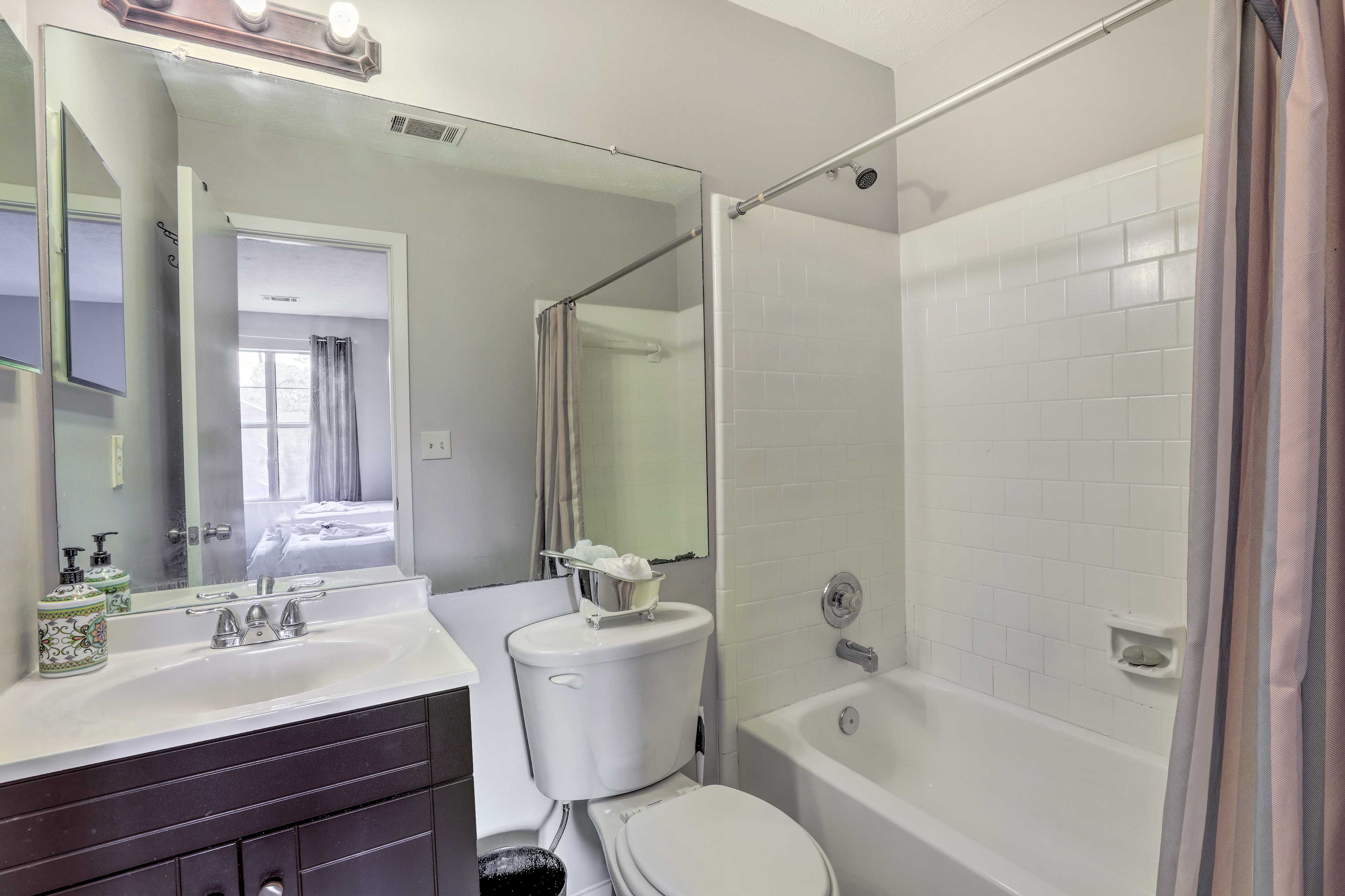 Full Bathroom