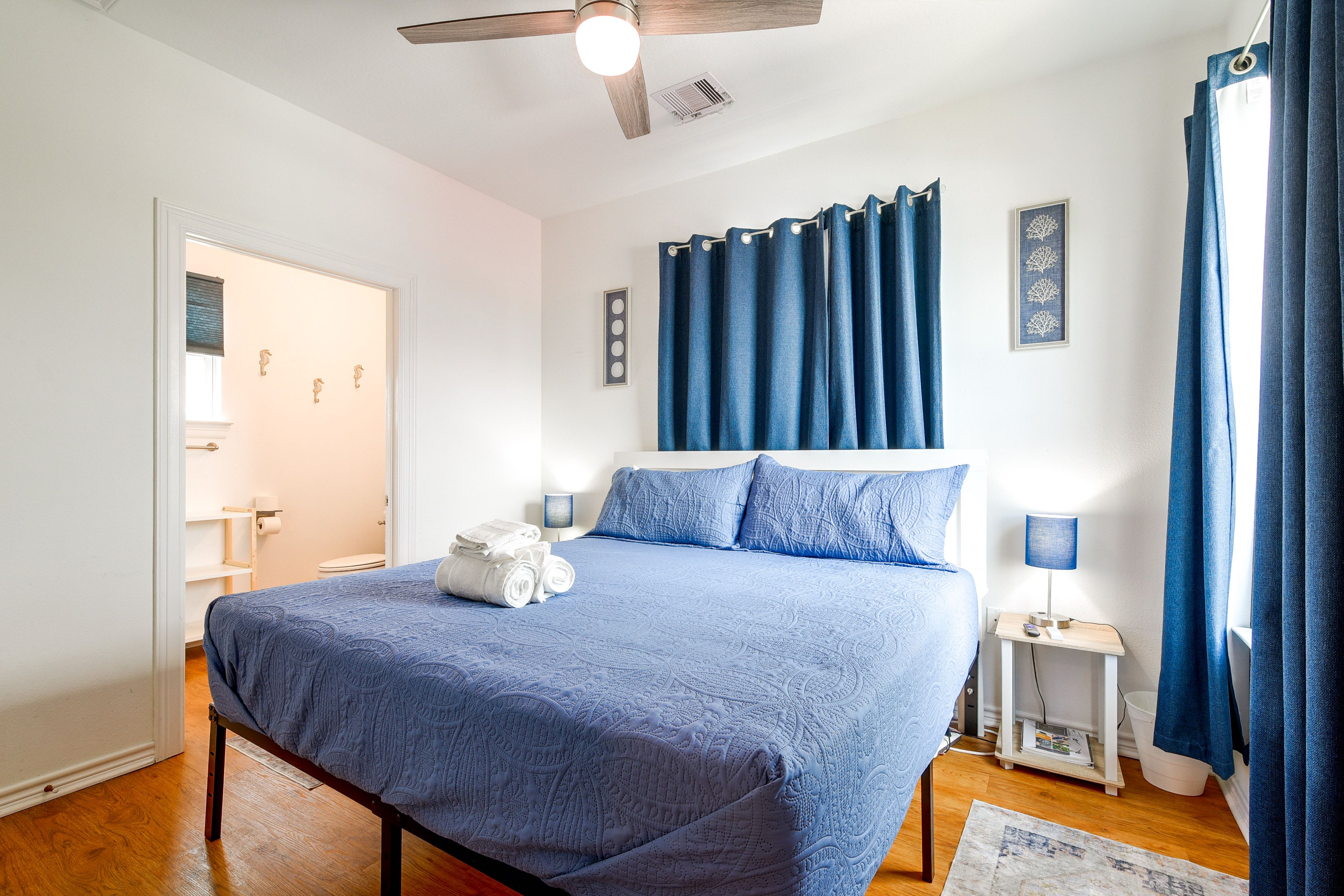 Bedroom 1 | King Bed | 2nd Floor | En-Suite Bathroom