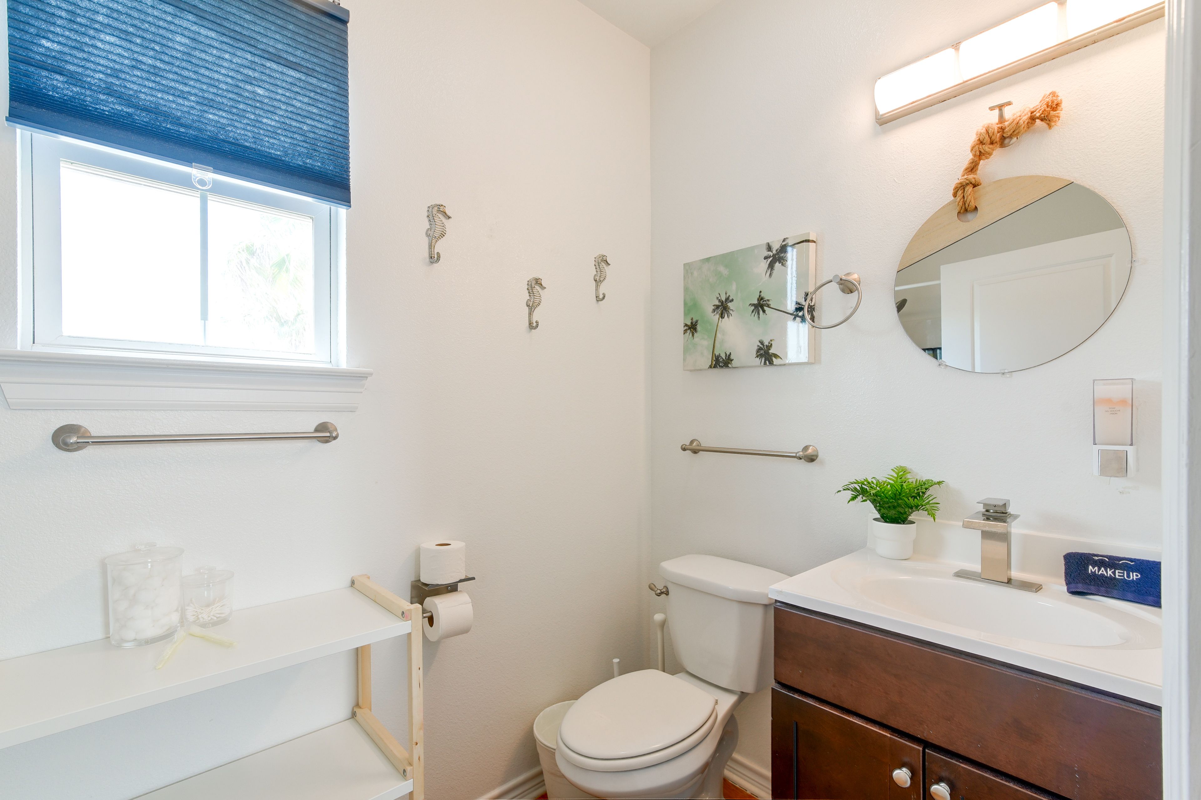 En-Suite Bathroom | 2nd Floor