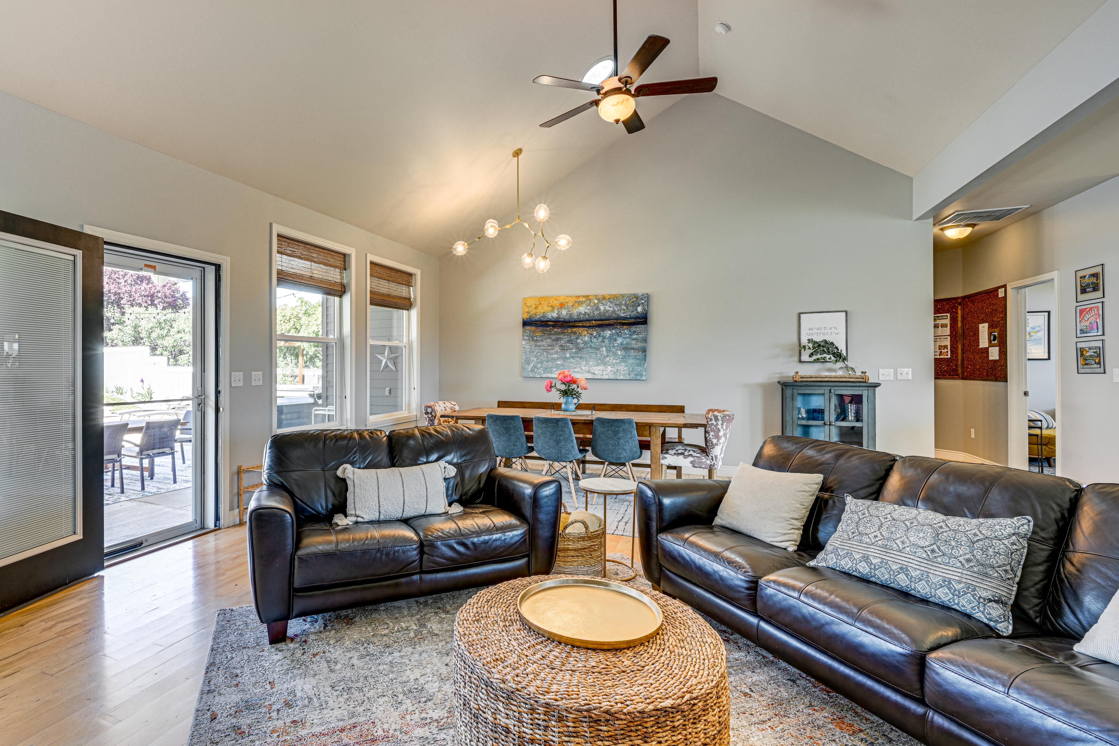 Living Room | 1st Floor