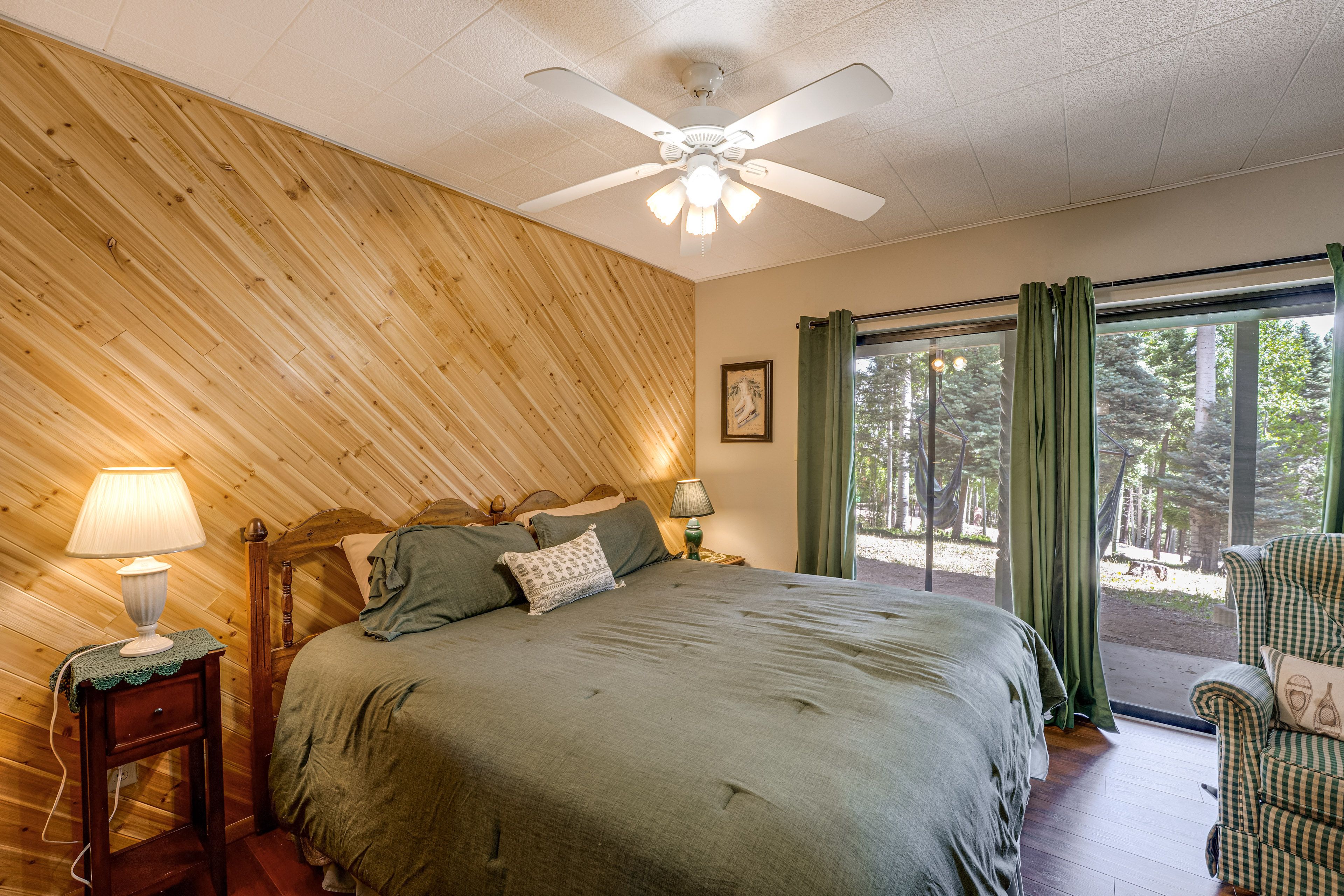 Bedroom 4 | Lower Level | King Bed | Refrigerator | Microwave