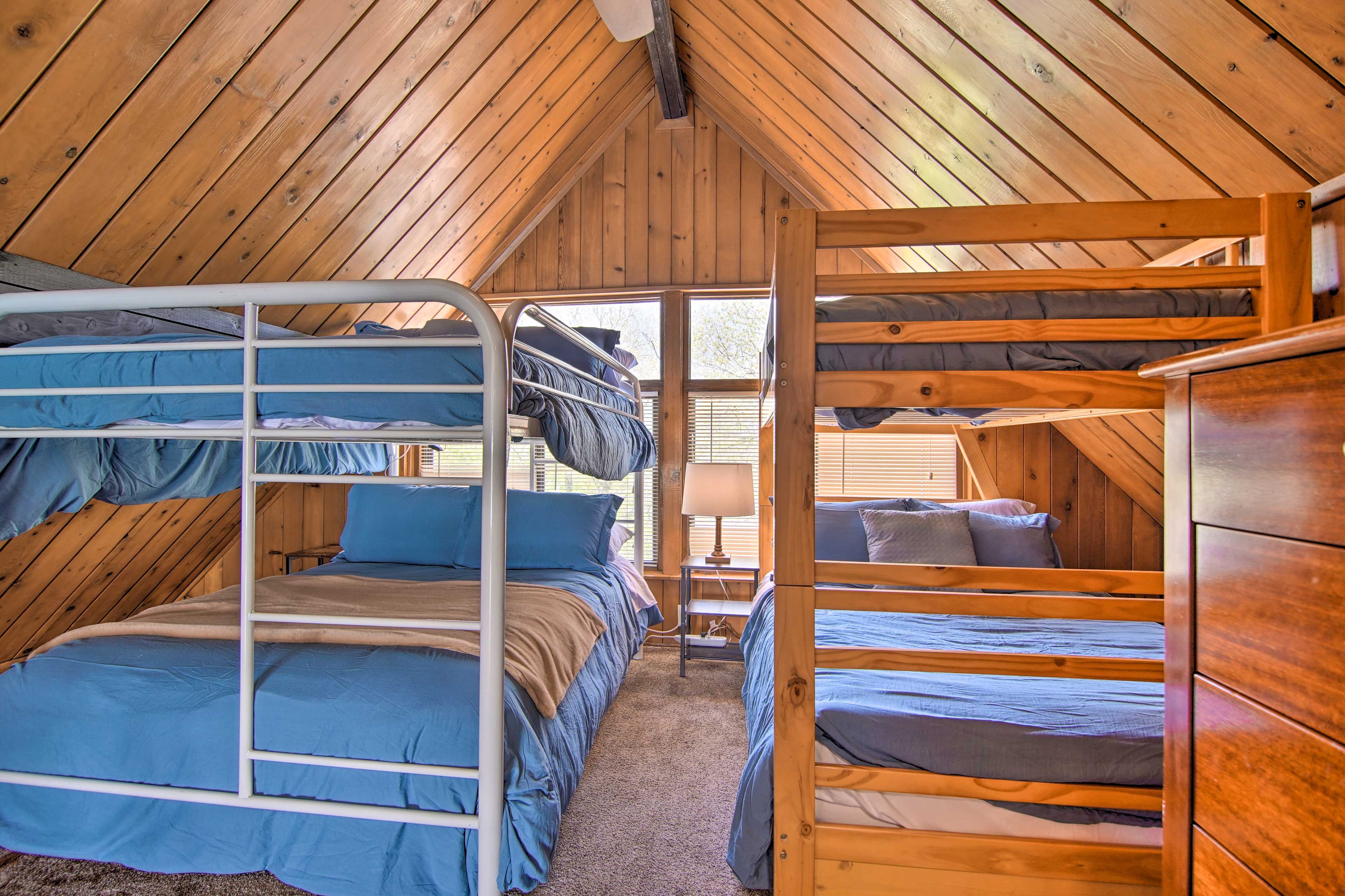 Loft | Full Bunk Bed | Twin/Full Bunk Bed | 2nd Floor