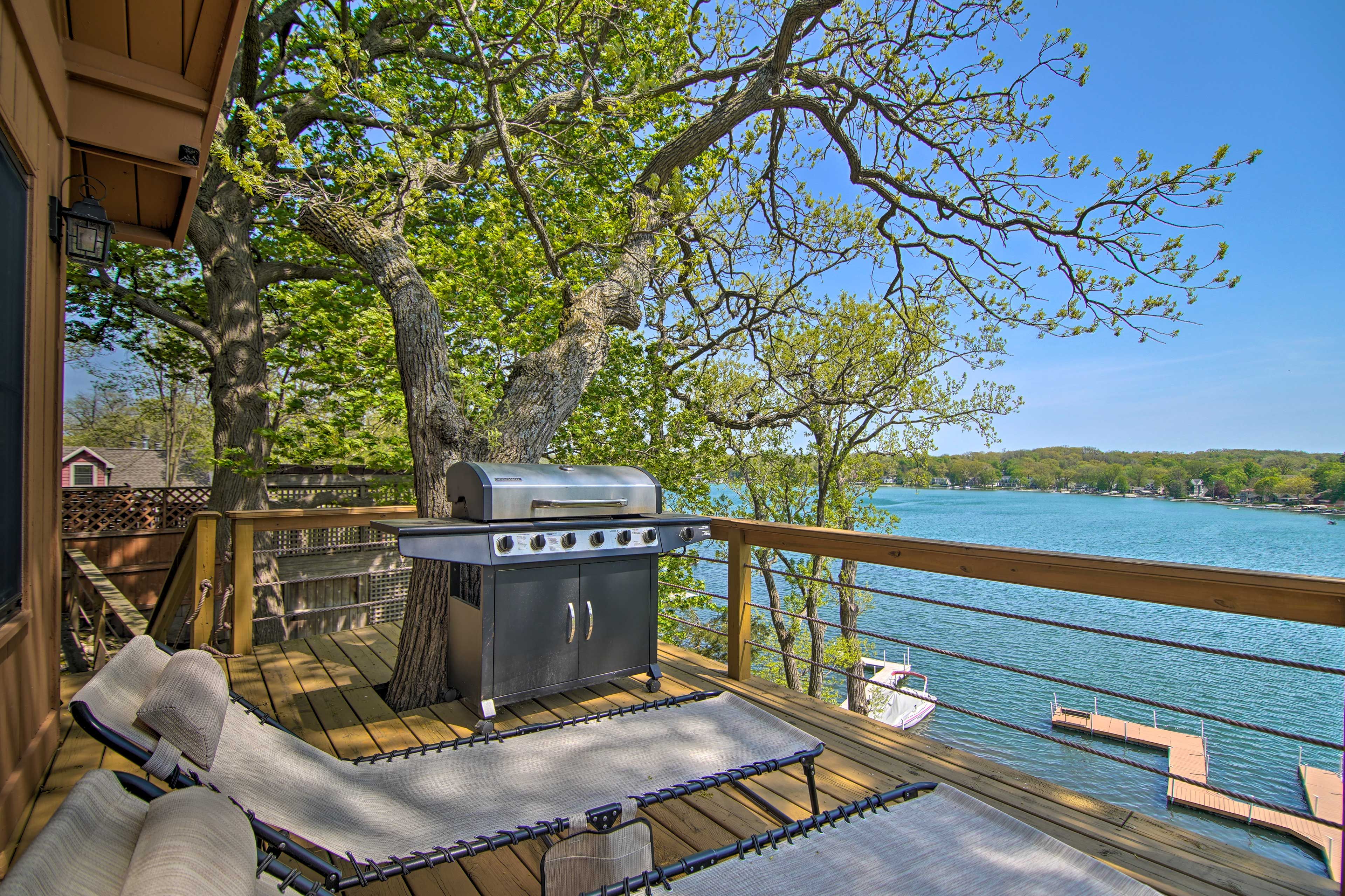 Deck | Gas Grill