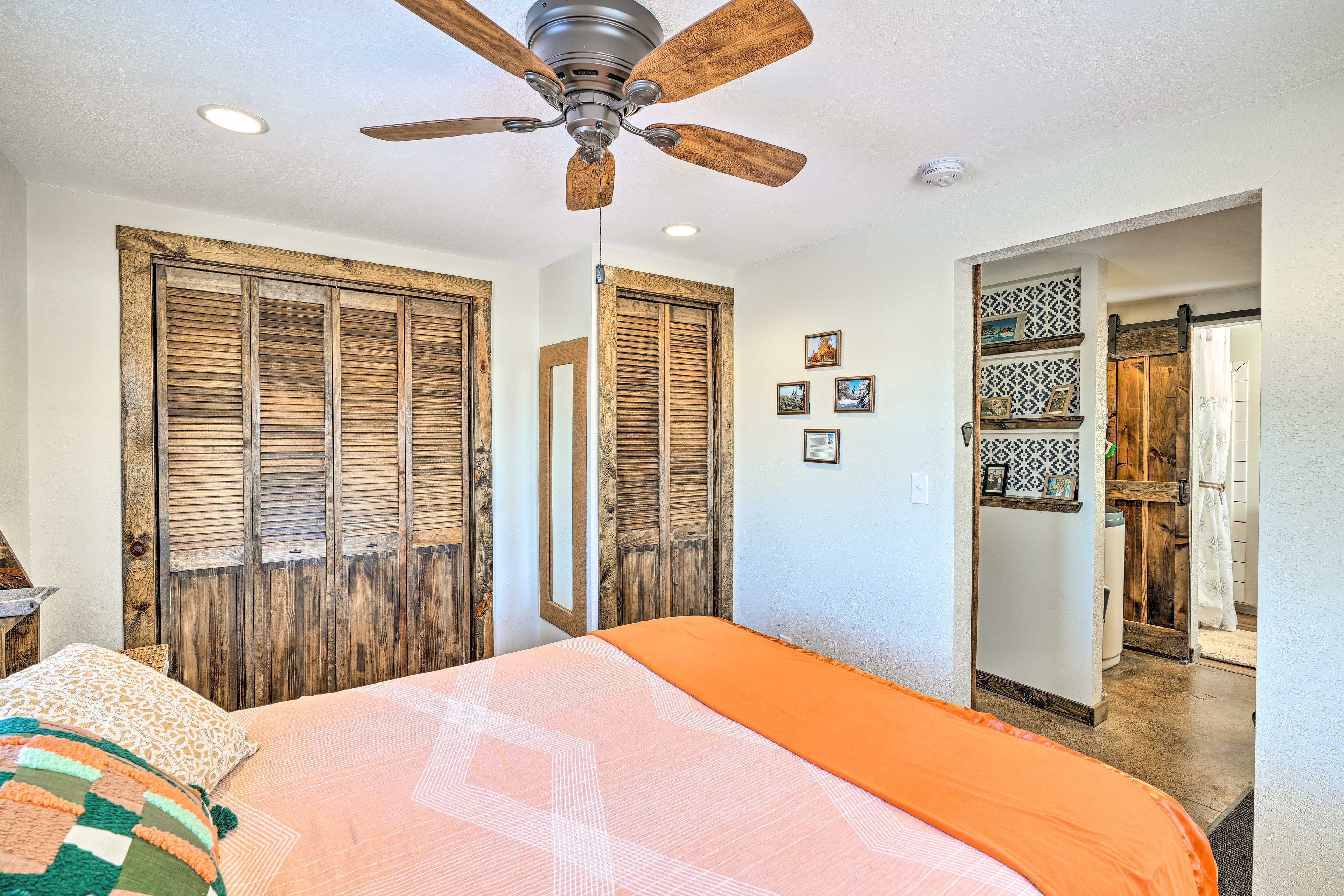 Bedroom | Windowed A/C Unit