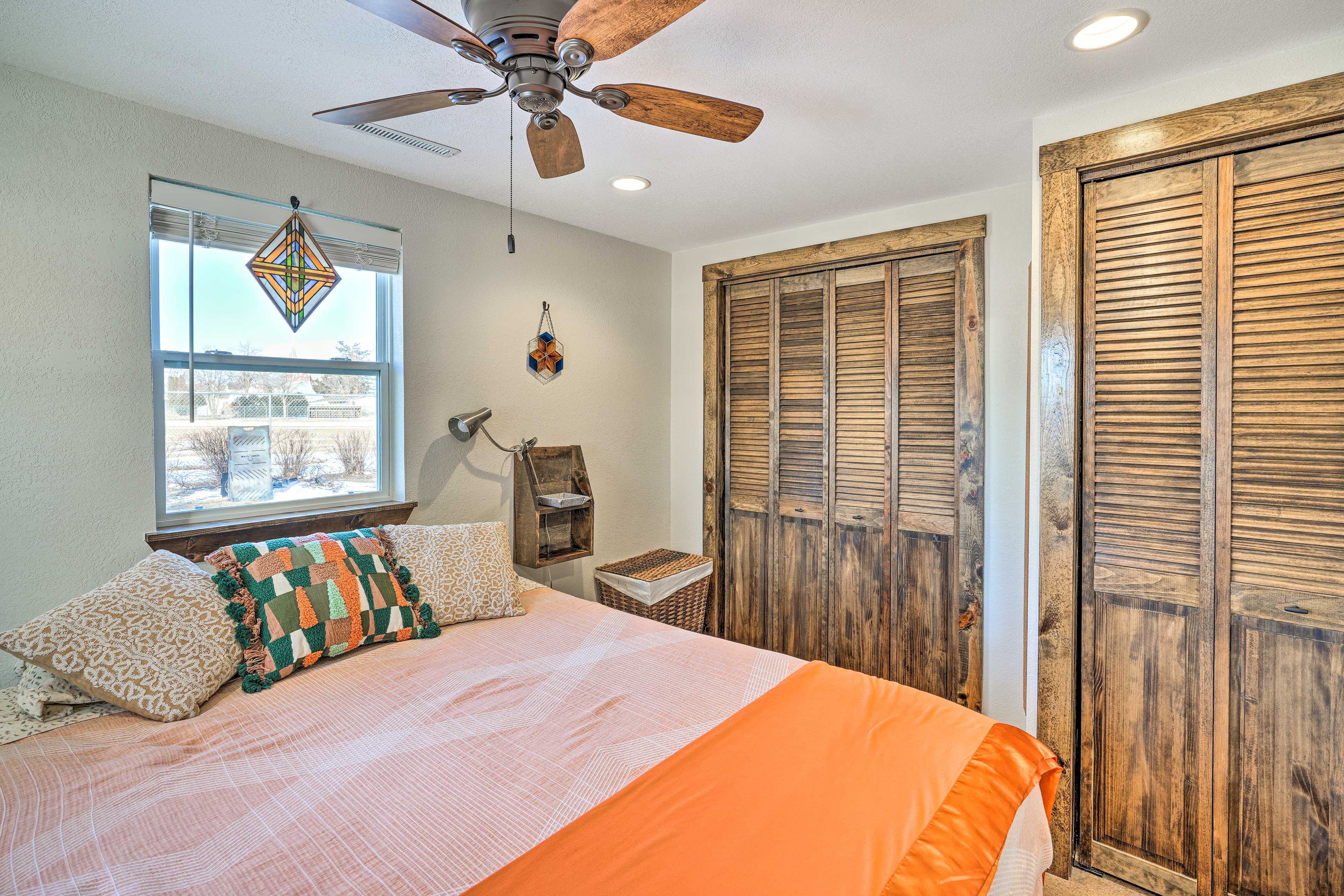 Bedroom | Linens Provided