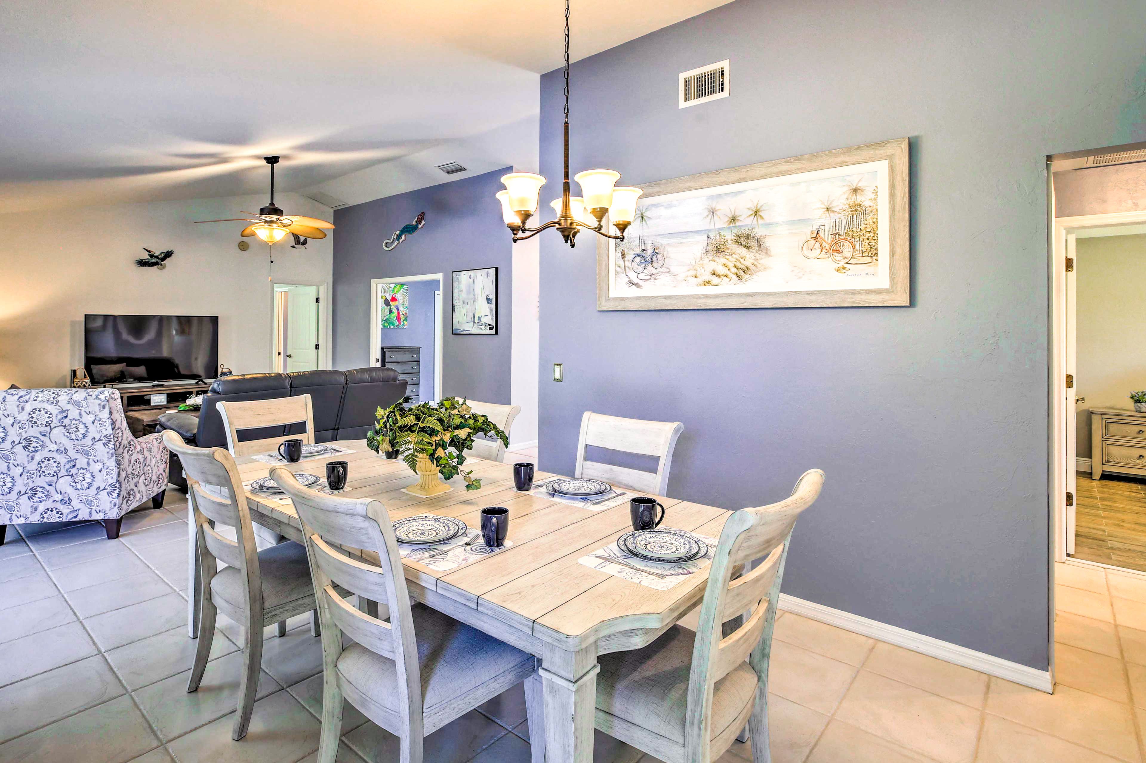 Dining Area | Dishware & Flatware