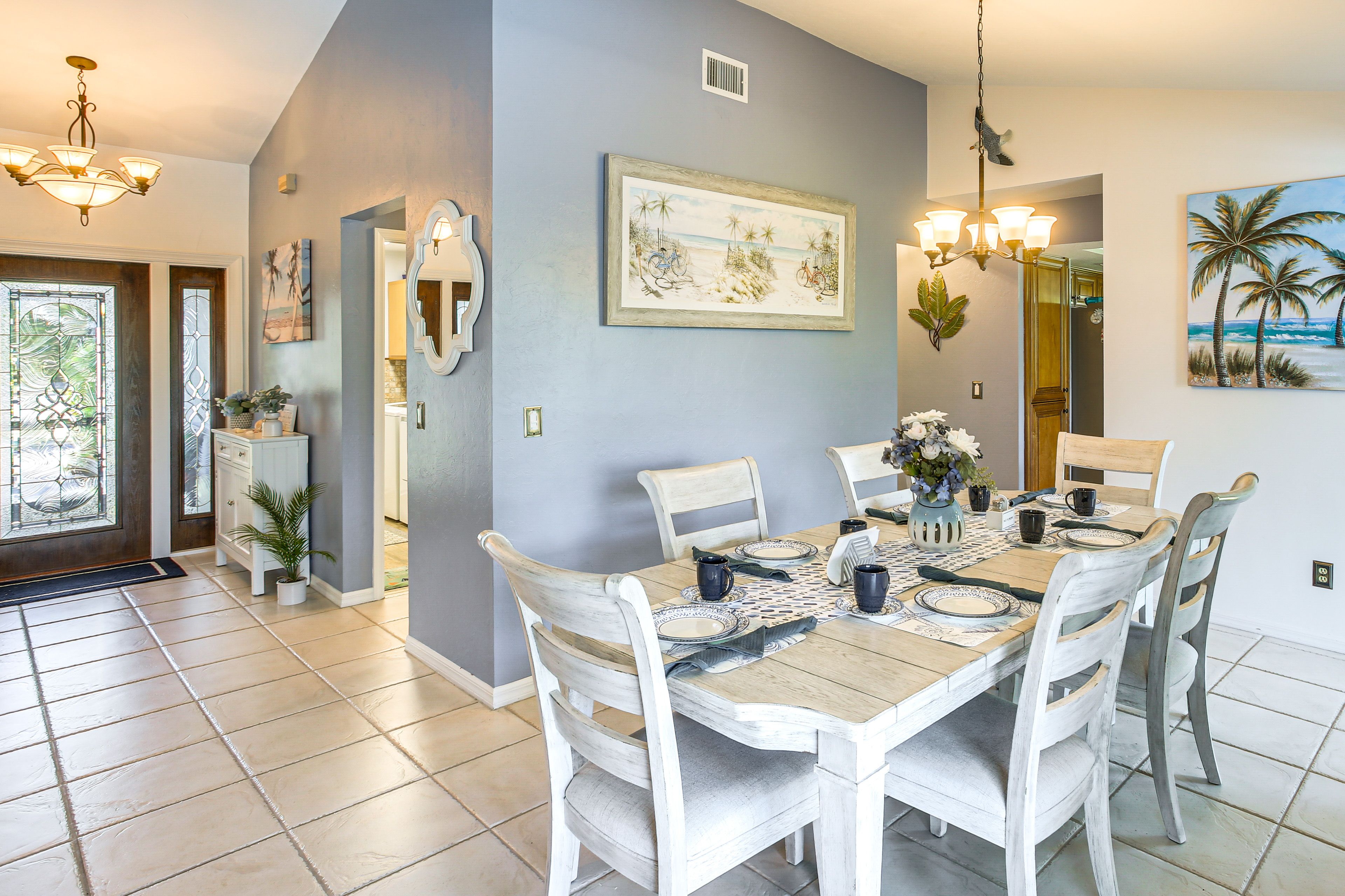 Dining Area | Dishware & Flatware