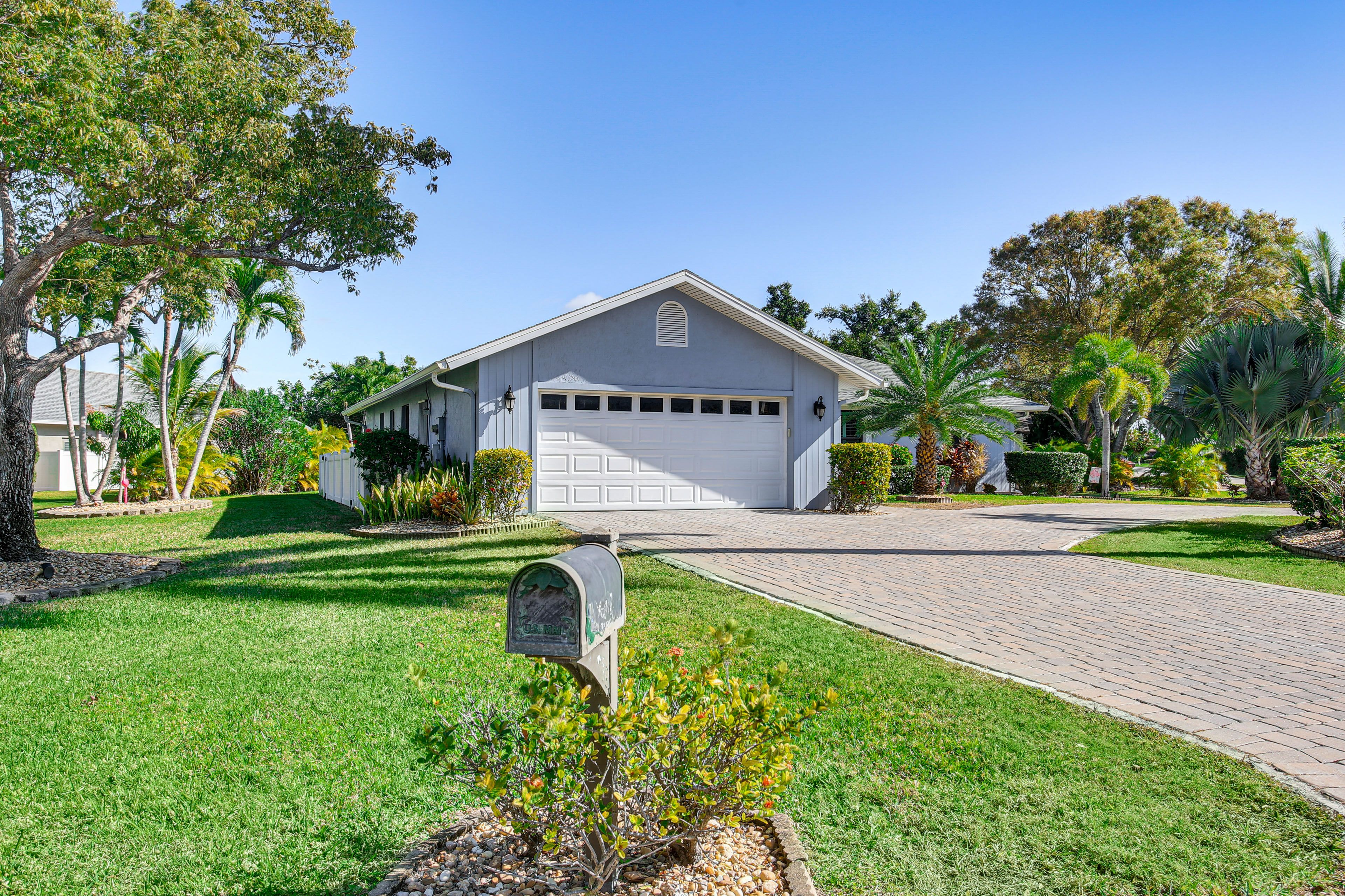 Parking | Garage (1 Vehicle) | Driveway (2 Vehicles)