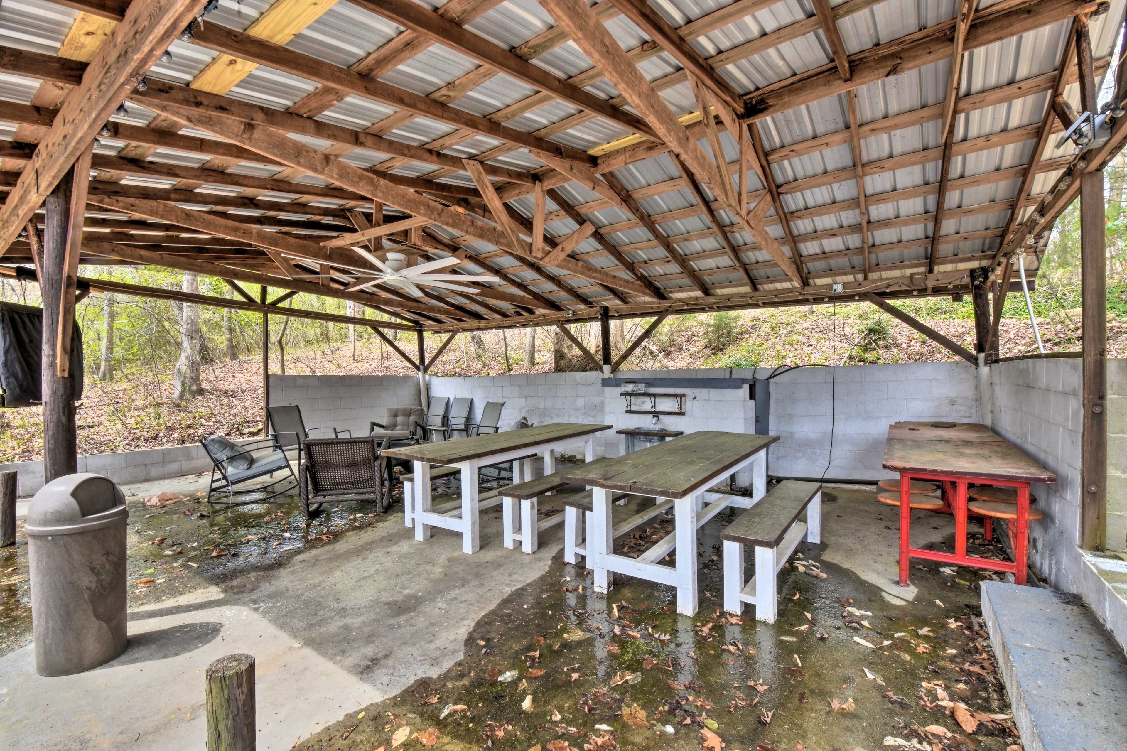 Outdoor Pavilion | Fire Pit
