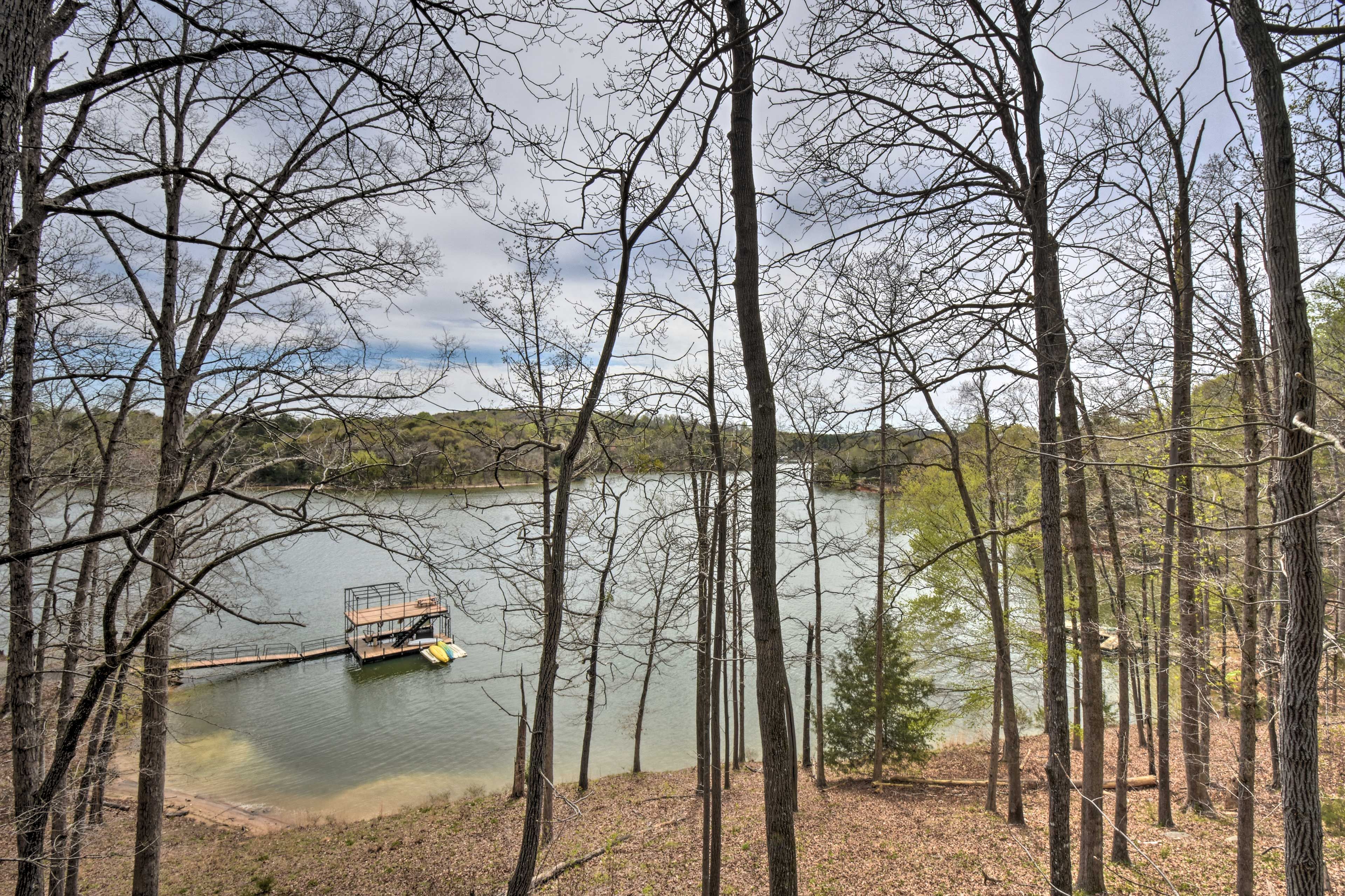 Lake Hartwell Views
